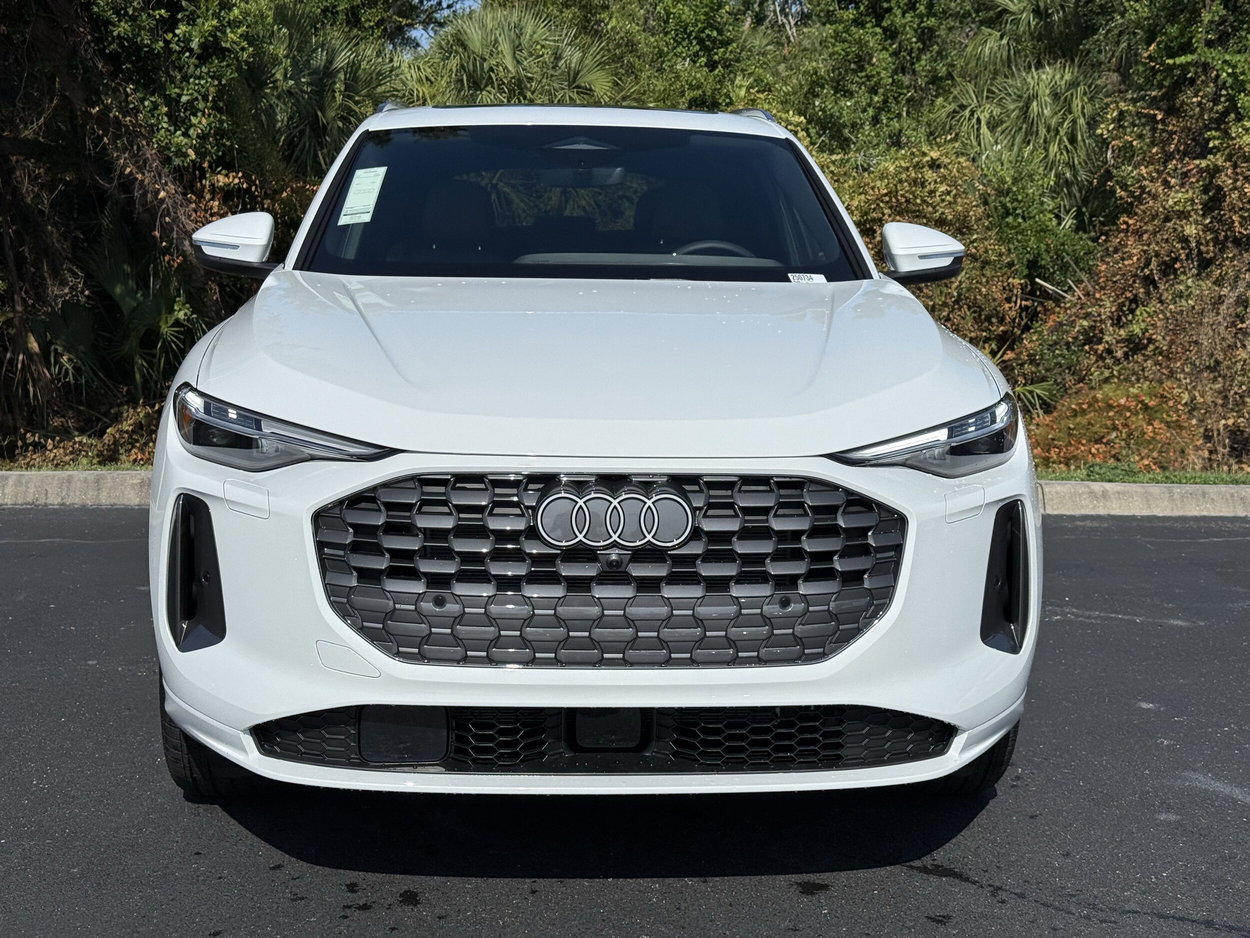 2025 Audi Q5 2.0T Premium Plus photo 3