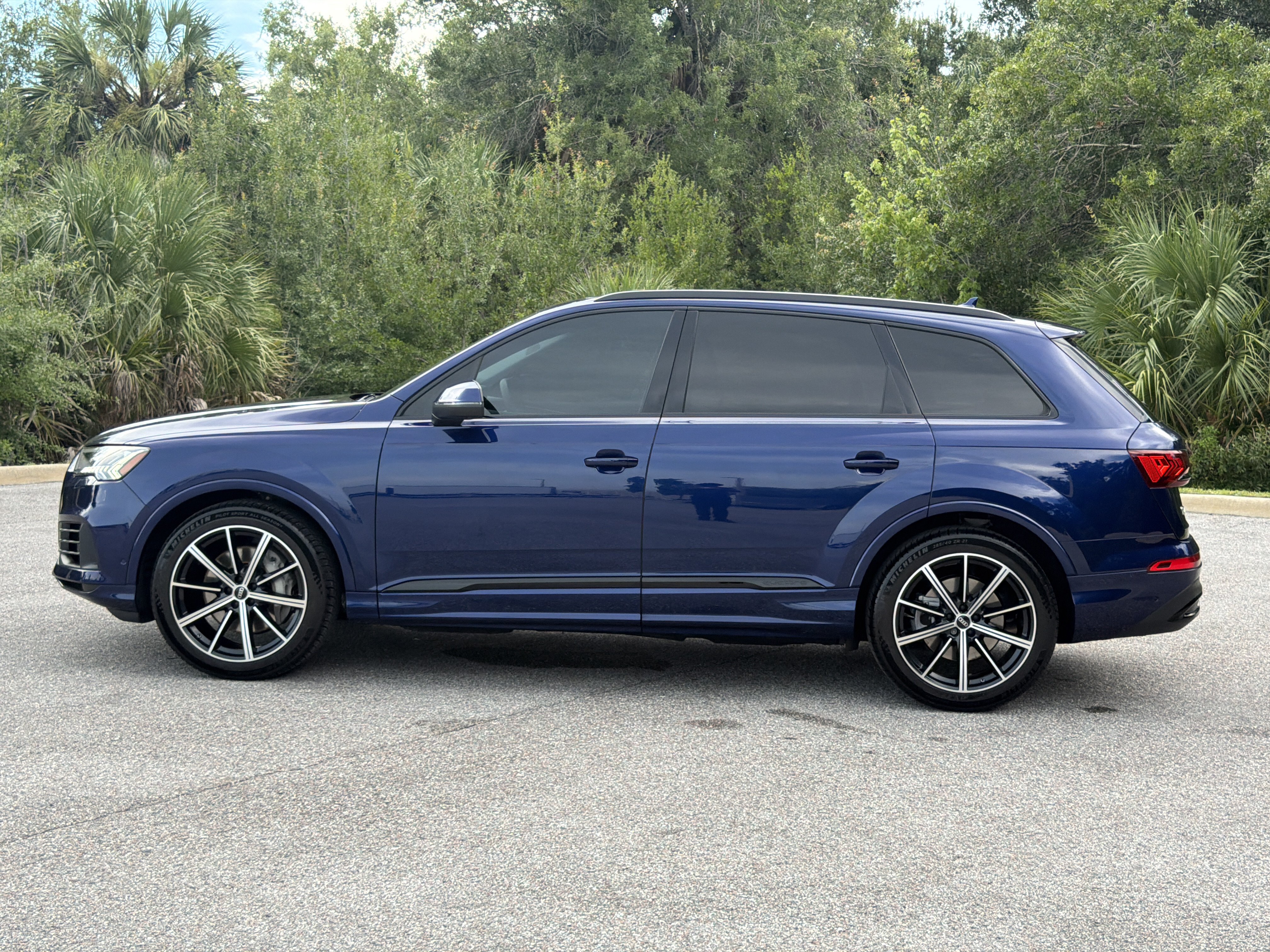 Certified 2023 Audi Q7 Prestige SUV