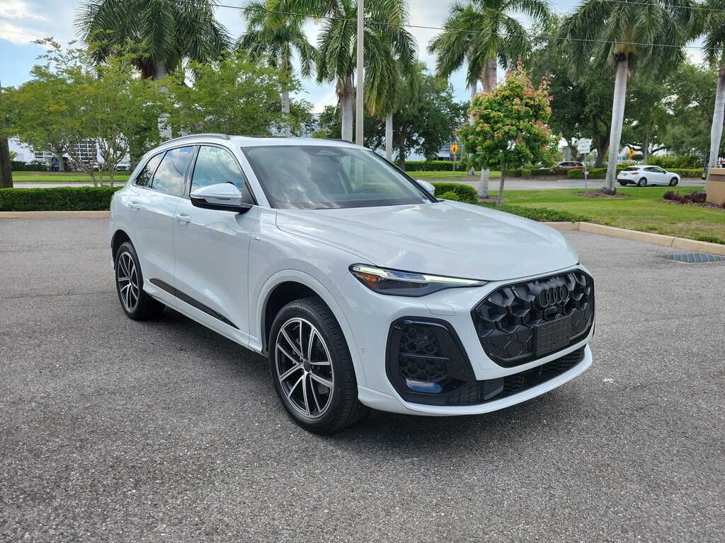 New 2026 Audi Q5 2.0T Premium Plus SUV