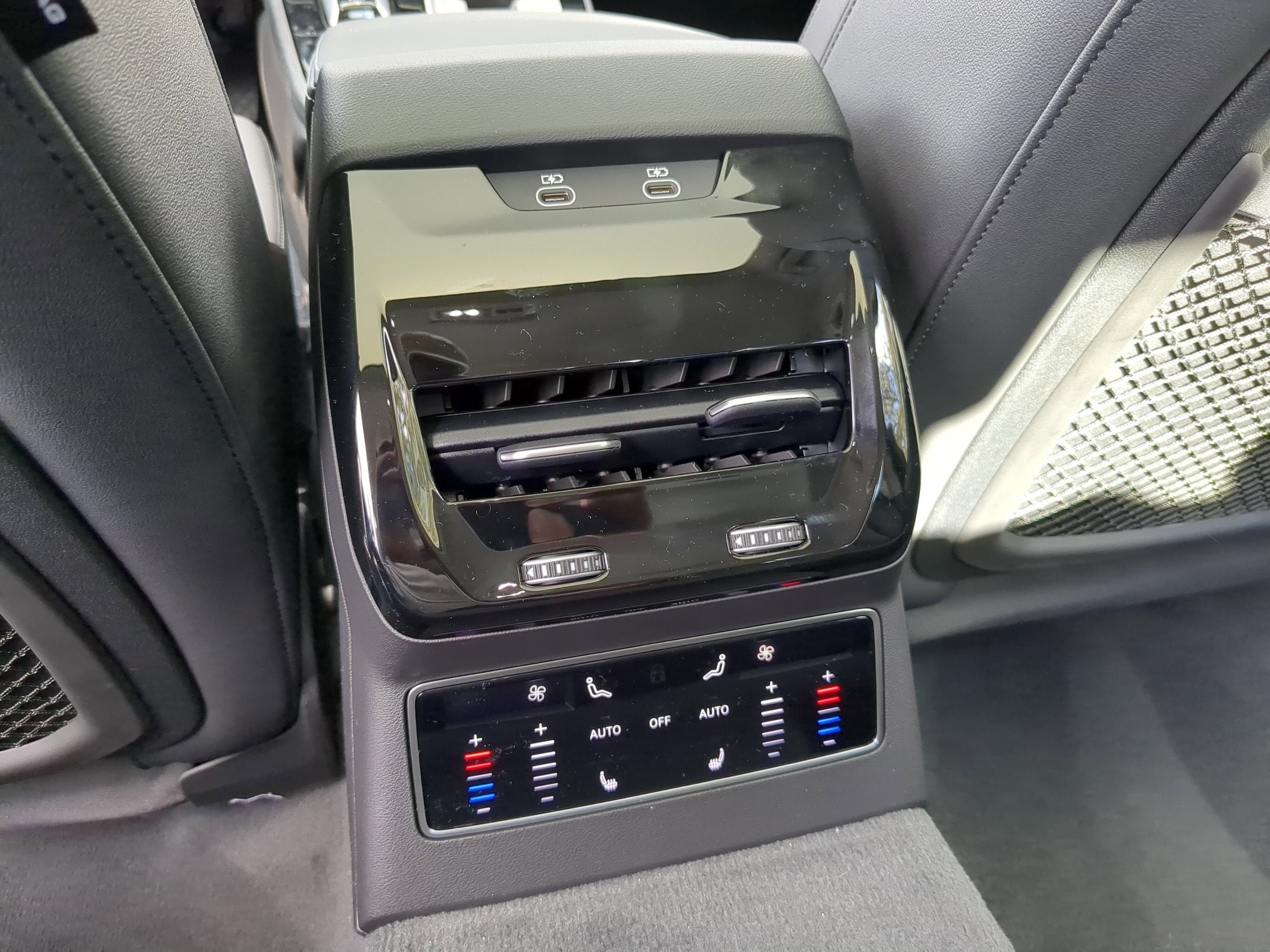 2026 Audi A6 Prestige - Photo 15