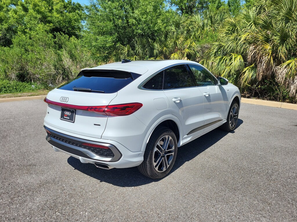New 2026 Audi Q5 Sportback 2.0T Premium SUV