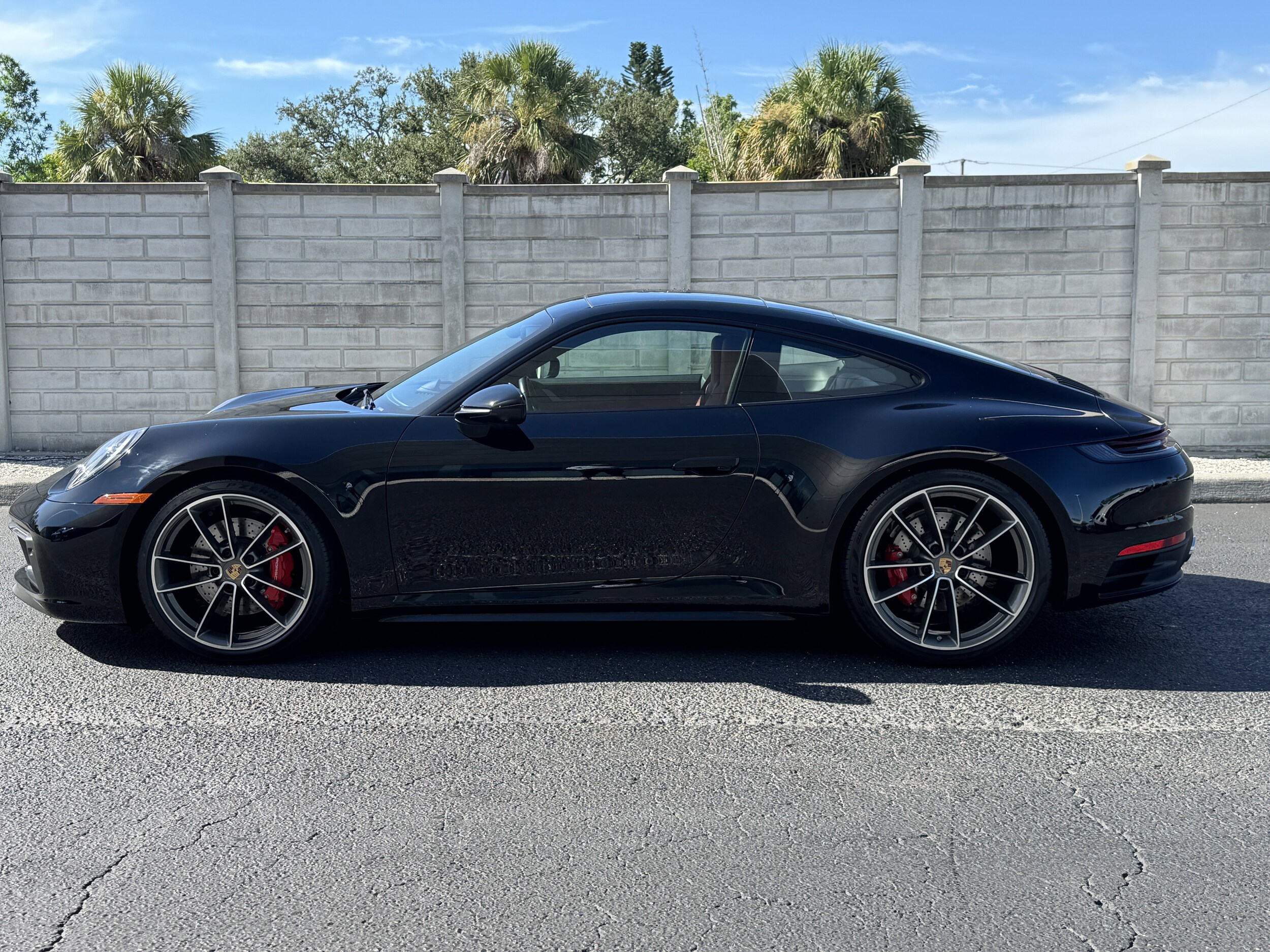 2024 Porsche 911 S photo 2