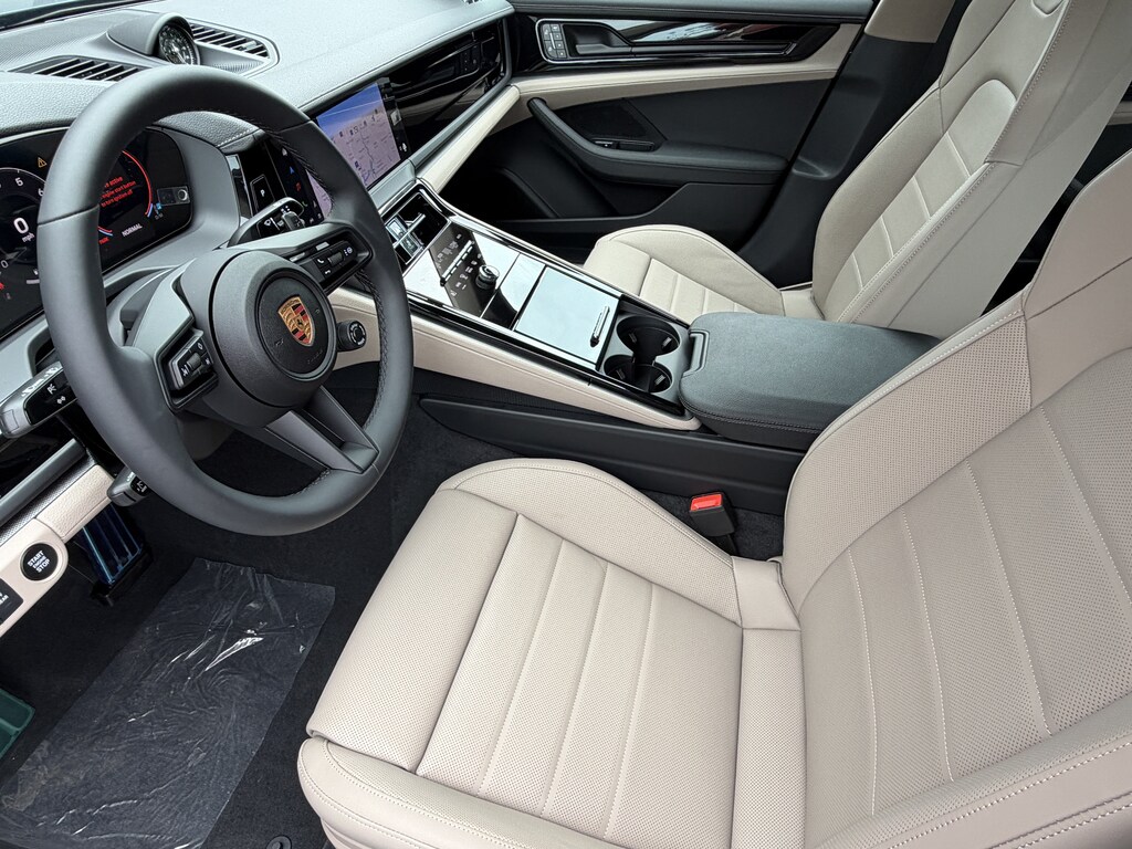 New 2026 Porsche Panamera 4 Hatchback