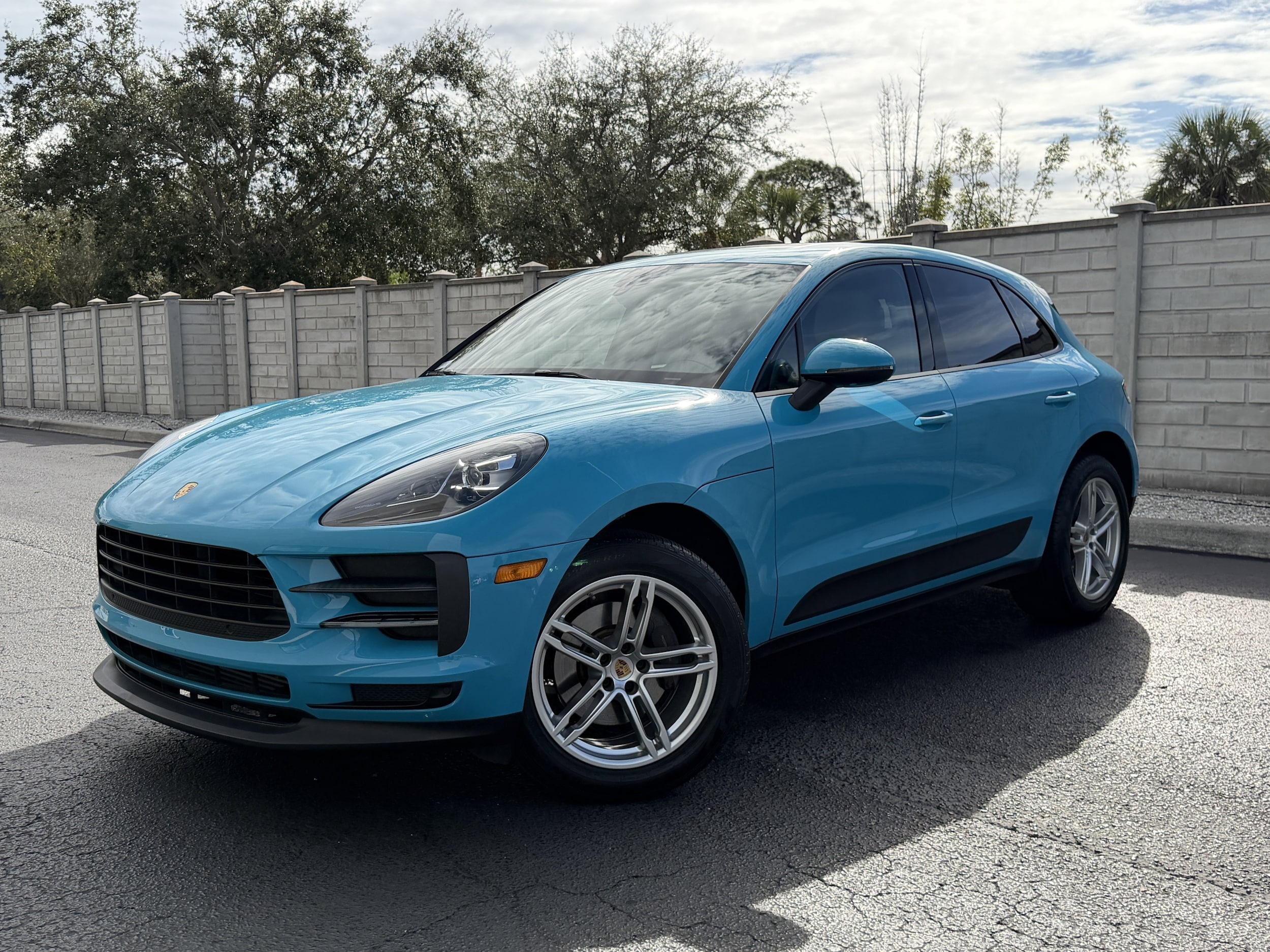 2019 Porsche Macan Base's photo