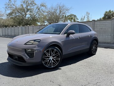 2026 Porsche Macan Electric Base SUV