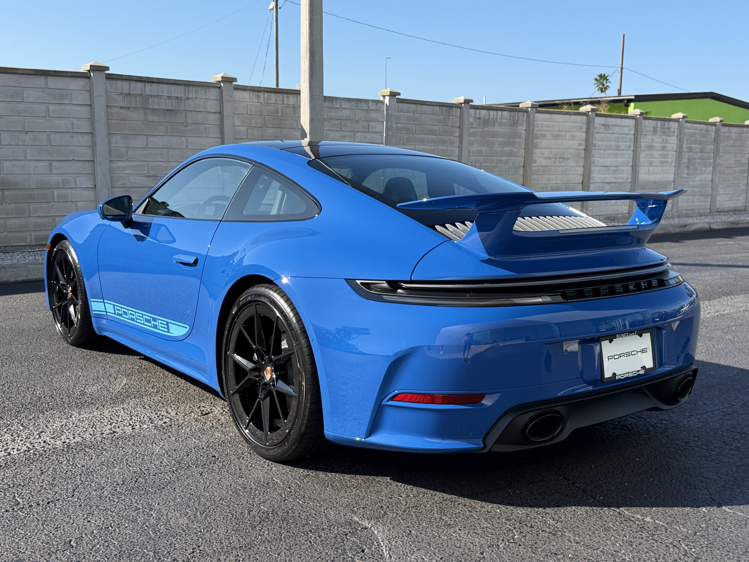 2026 Porsche 911 T photo 3