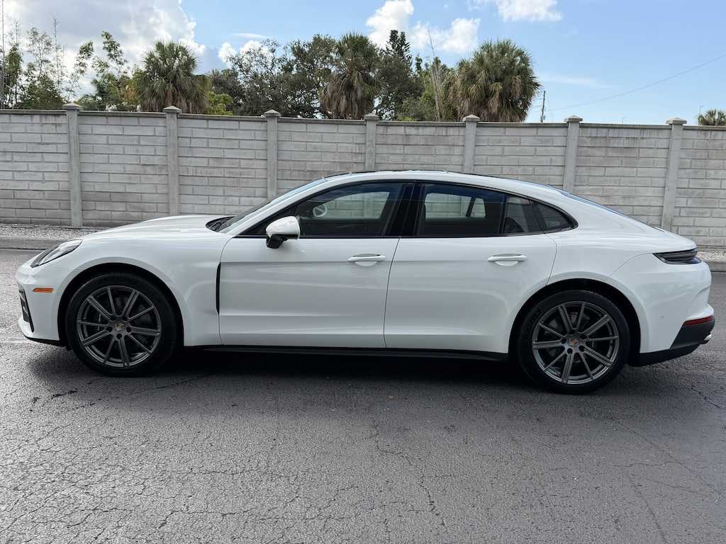 New 2026 Porsche Panamera 4 Hatchback