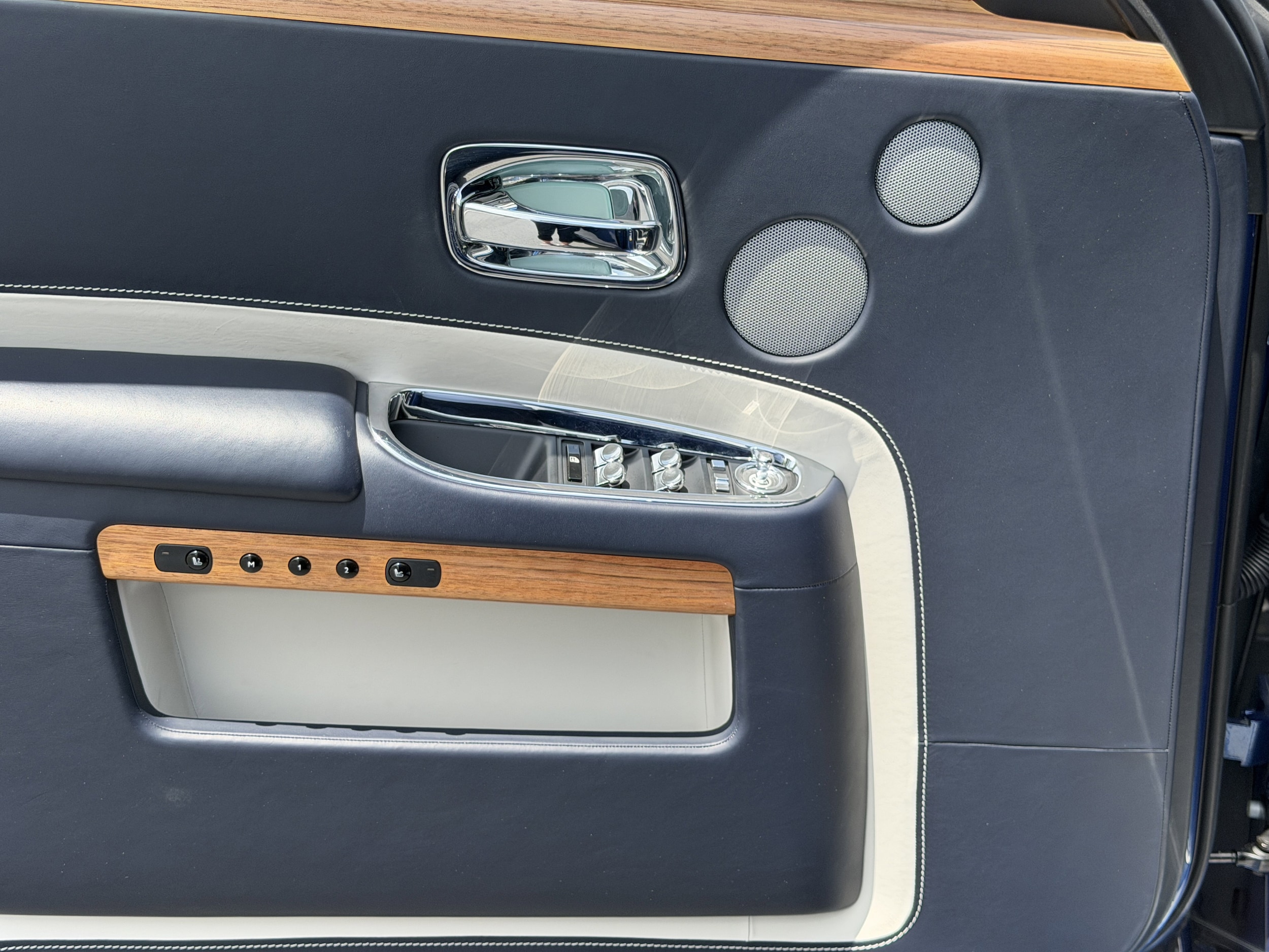 2019 Rolls-Royce Ghost Base - Photo 21