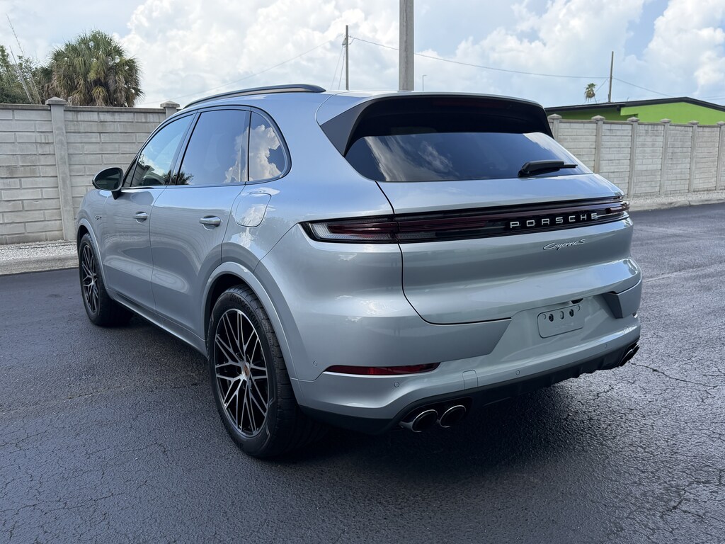 New 2026 Porsche Cayenne E-Hybrid S SUV