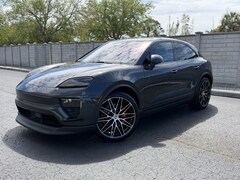 2026 Porsche Macan Electric 4S SUV
