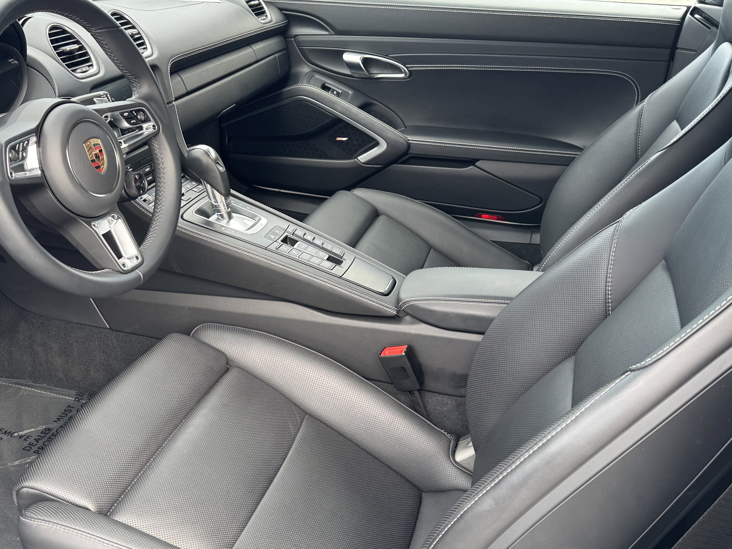 2024 Porsche Boxster Base photo 4