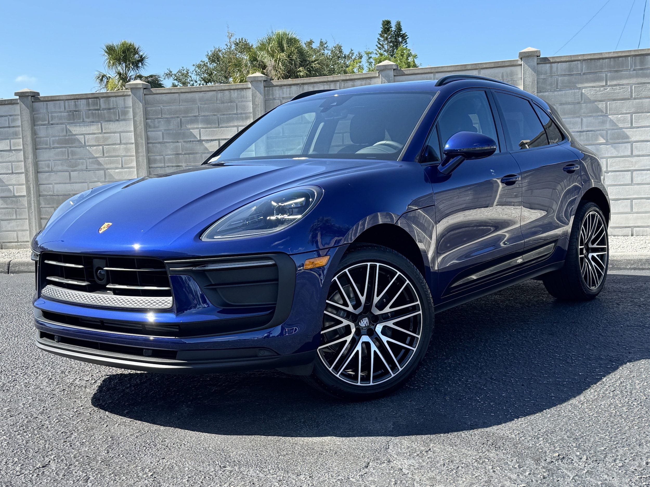 2025 Porsche Macan SUV 