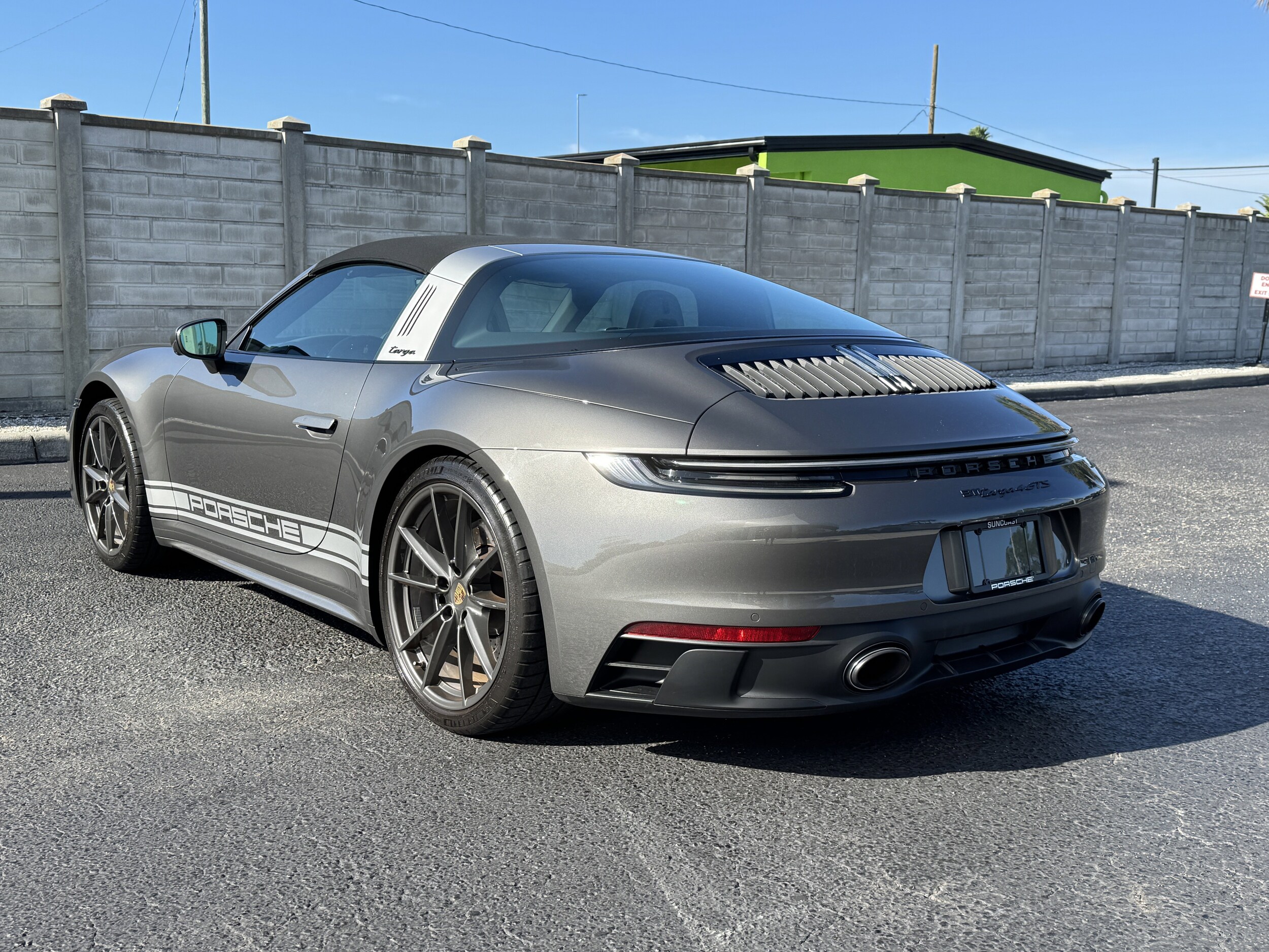 2023 Porsche 911 Targa 4S 4 GTS photo 3