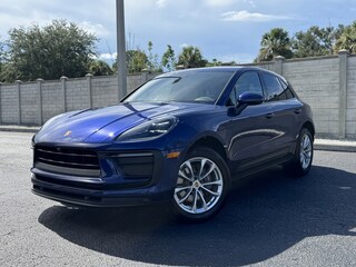2022 Porsche Macan SUV