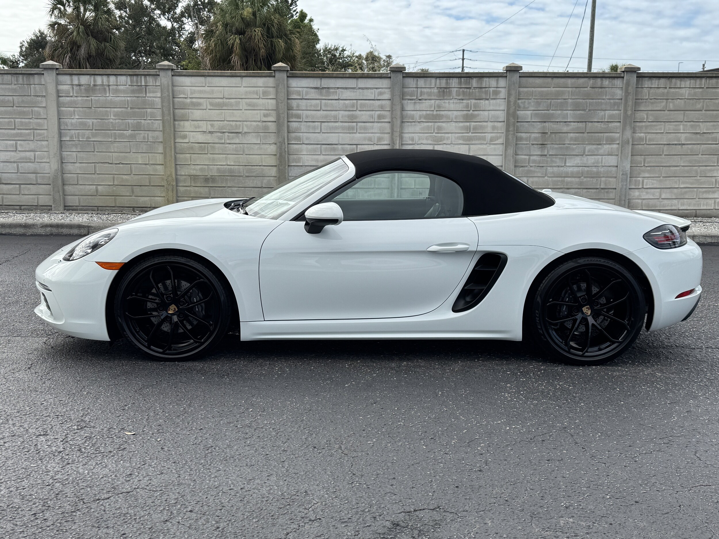 2024 Porsche Boxster Base photo 2