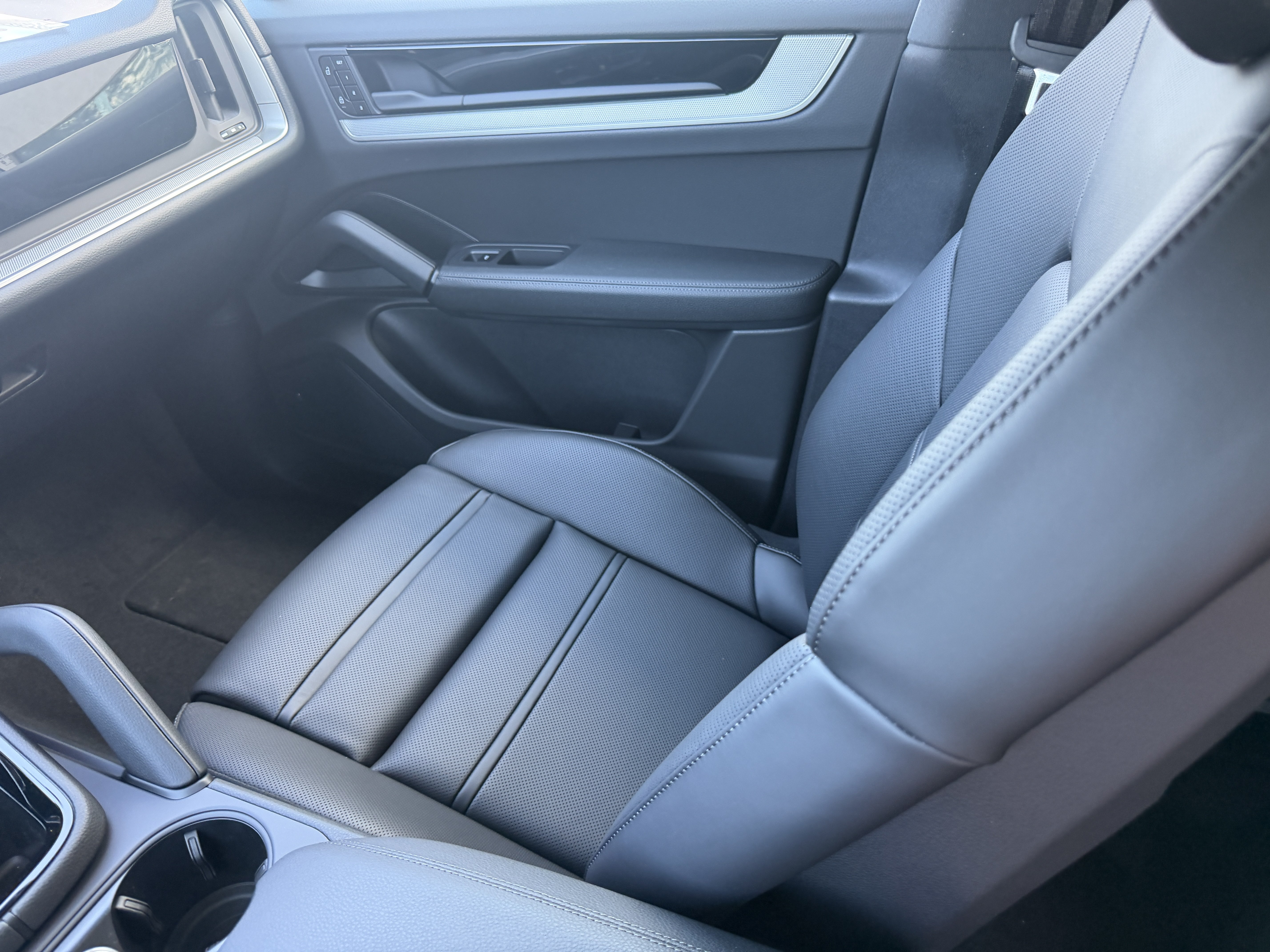 2026 Porsche Cayenne Coupe Base - Photo 19