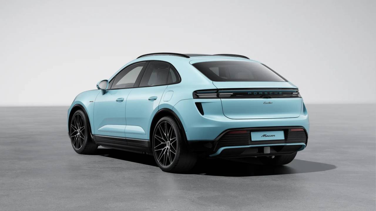 2025 Porsche Macan Turbo Electric photo 3