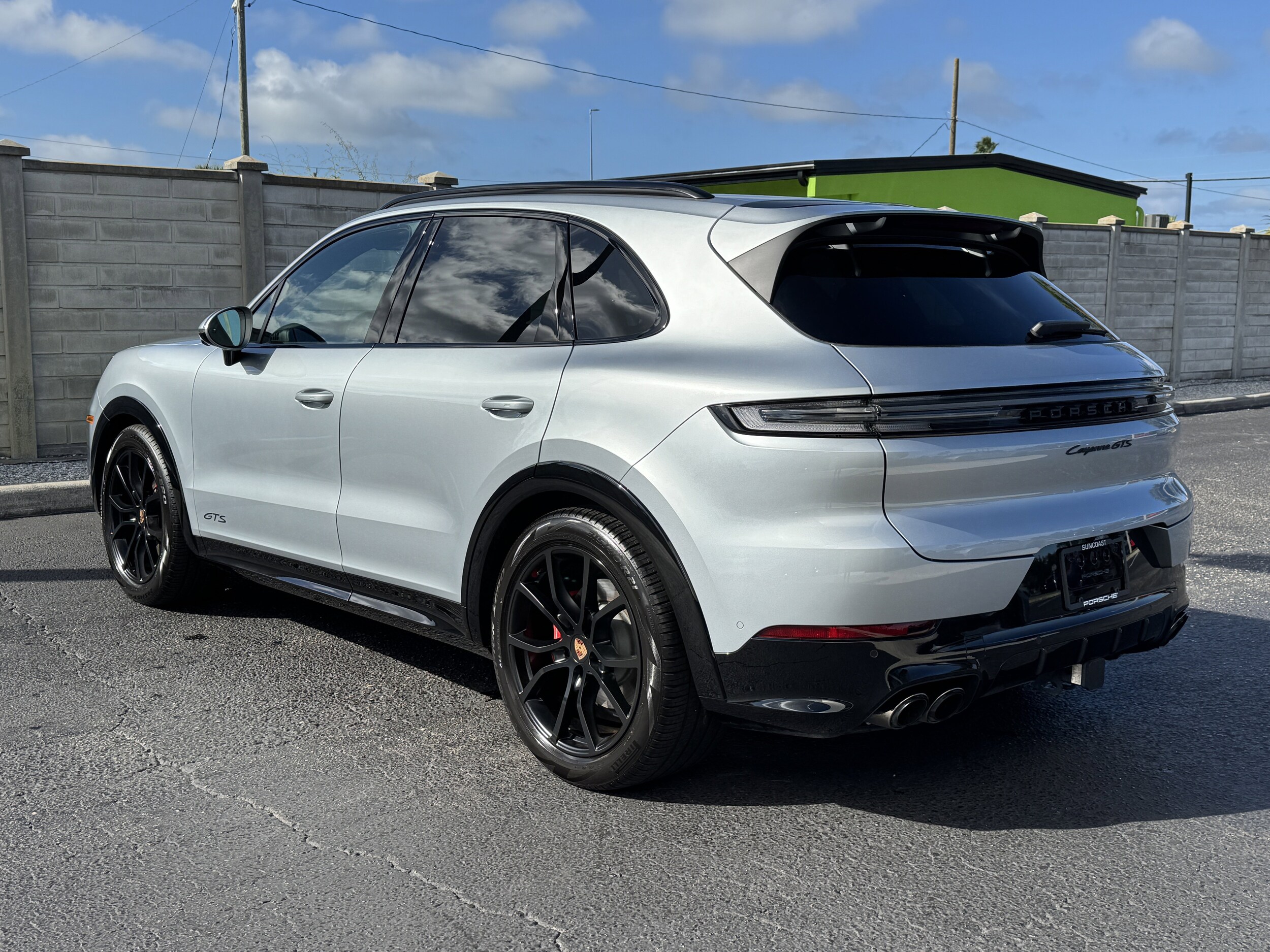 2025 Porsche Cayenne GTS photo 3