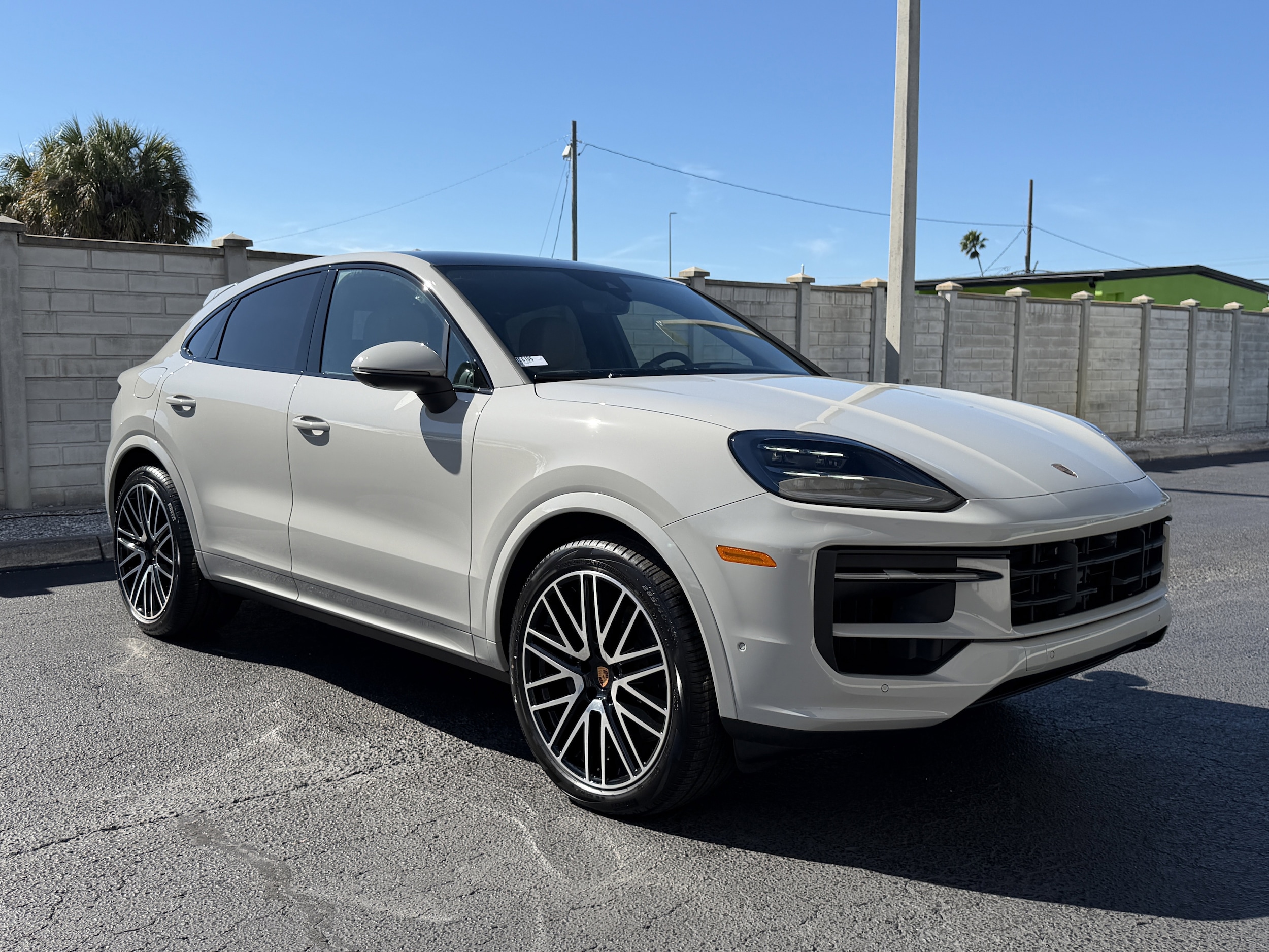 2026 Porsche Cayenne Coup Base - Photo 8