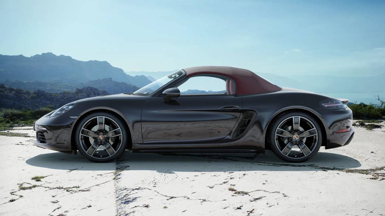 2025 Porsche Boxster photo 2