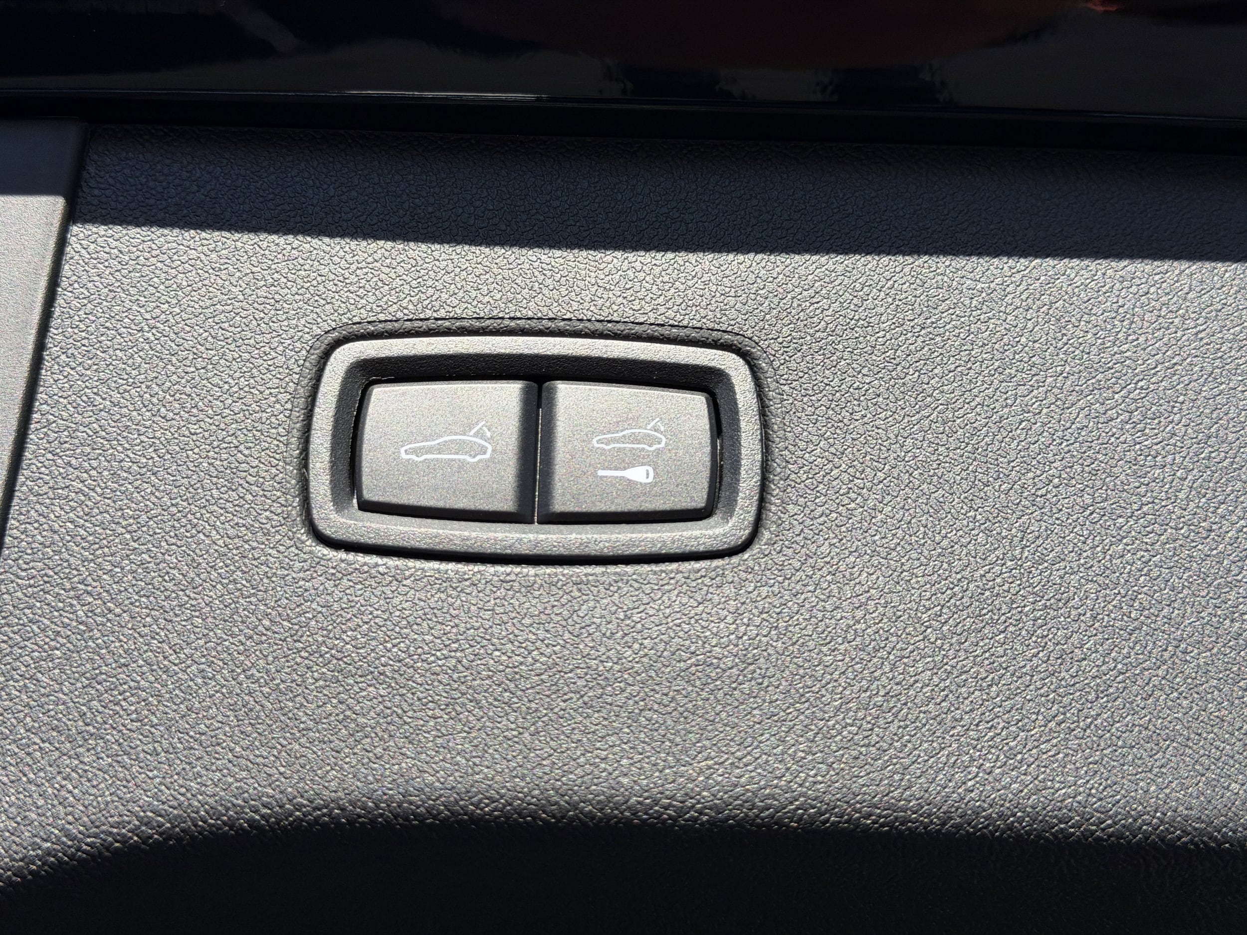 2026 Porsche Cayenne S E-Hybrid - Photo 15