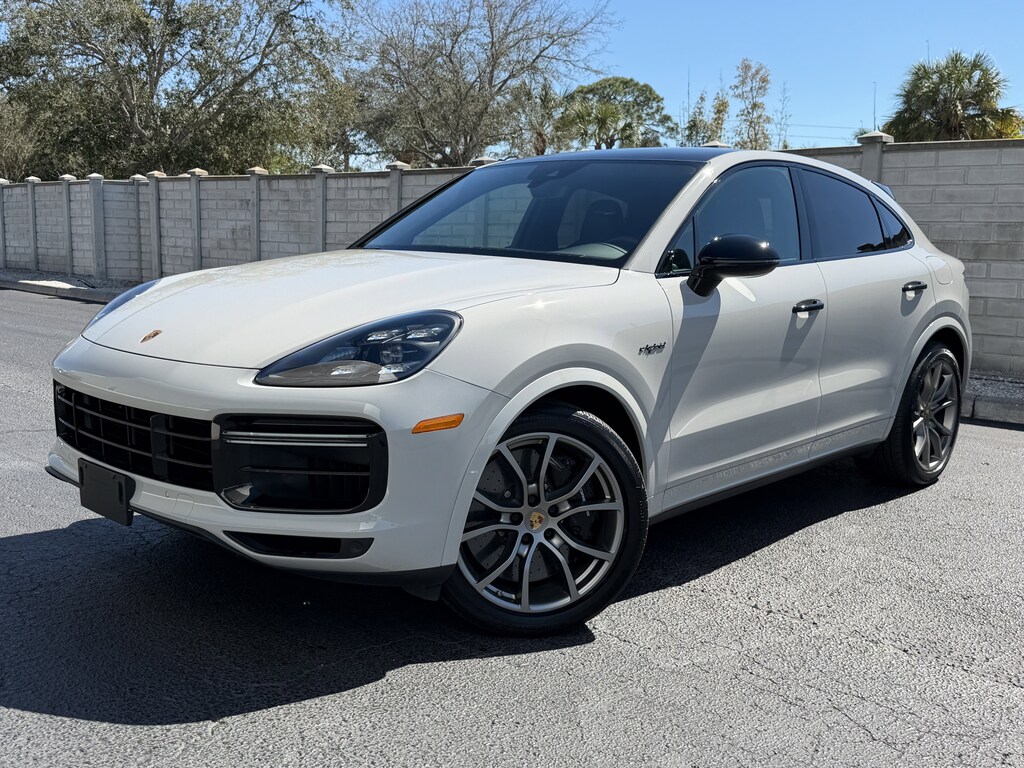 Certified 2022 Porsche Cayenne E-Hybrid Coupe Turbo S SUV