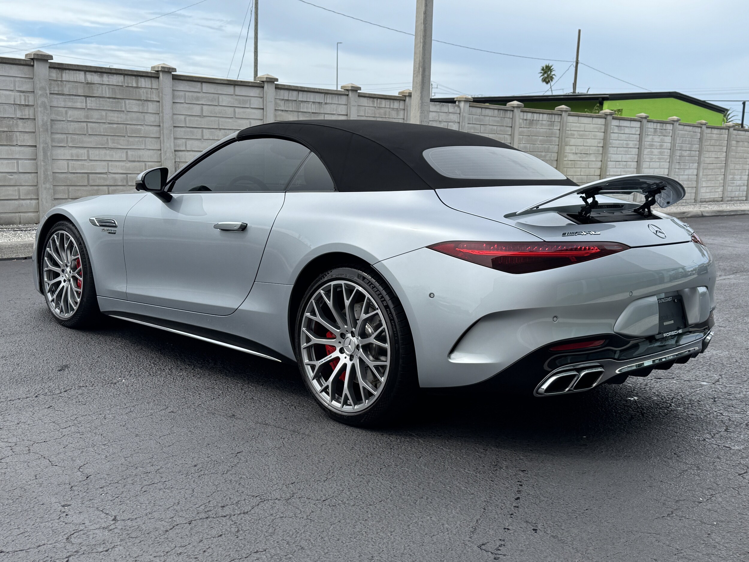 2022 Mercedes Benz SL 55 AMG photo 3