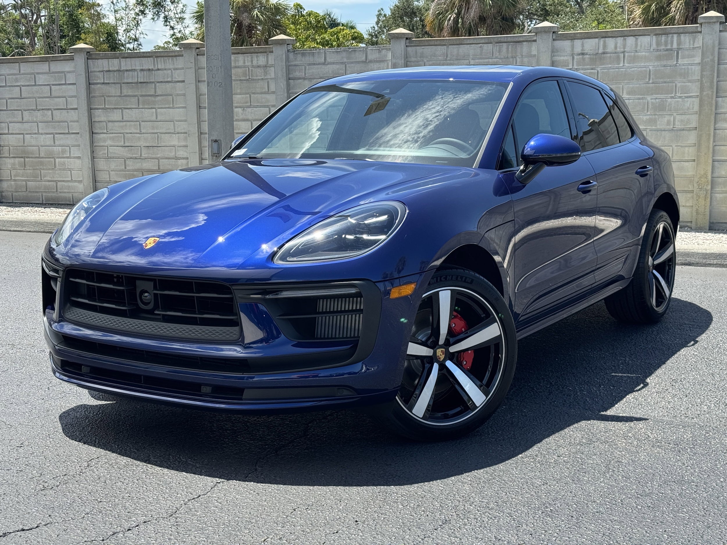 2025 Porsche Macan SUV 