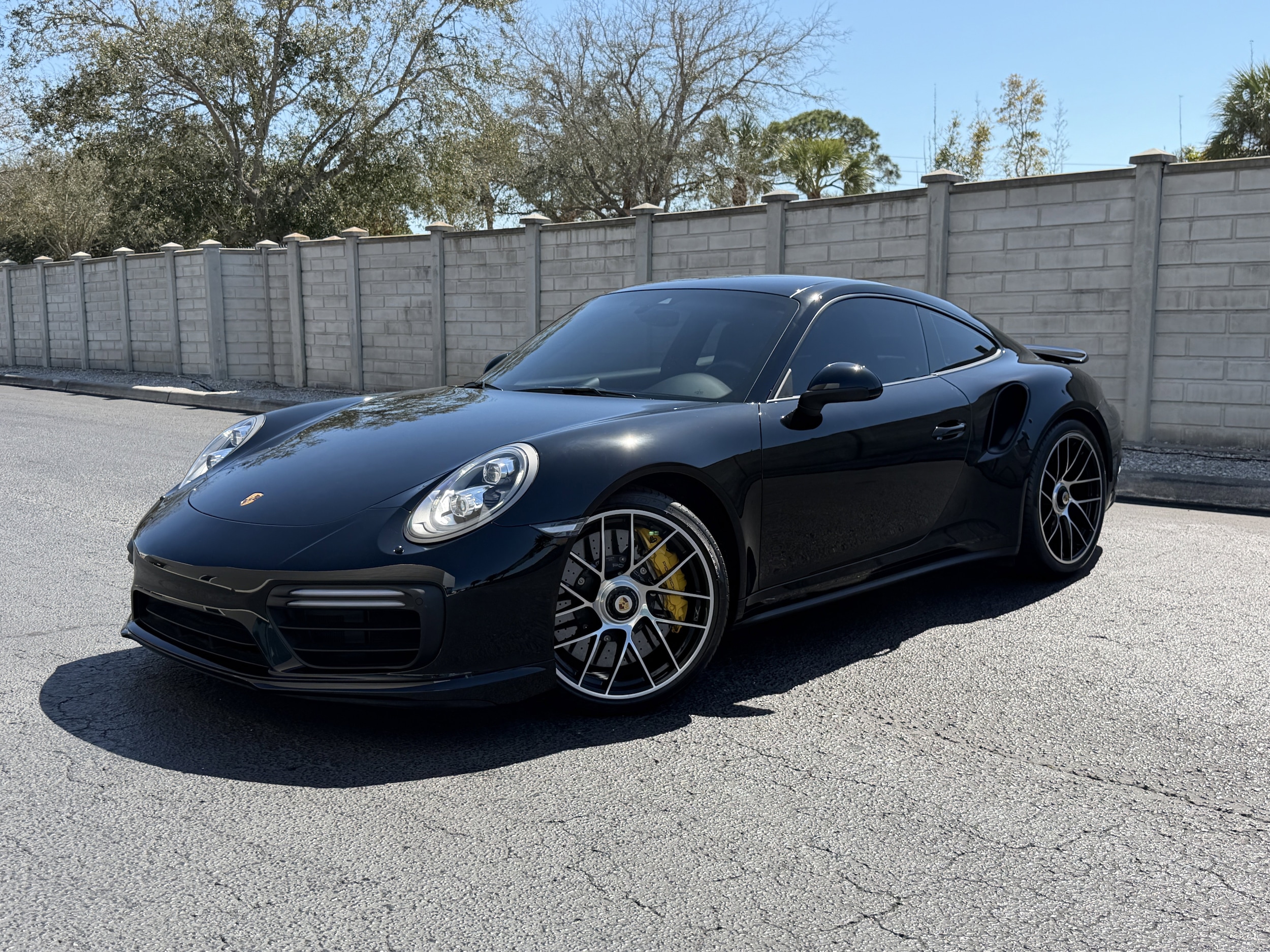 2017 Porsche 911 Coupe 