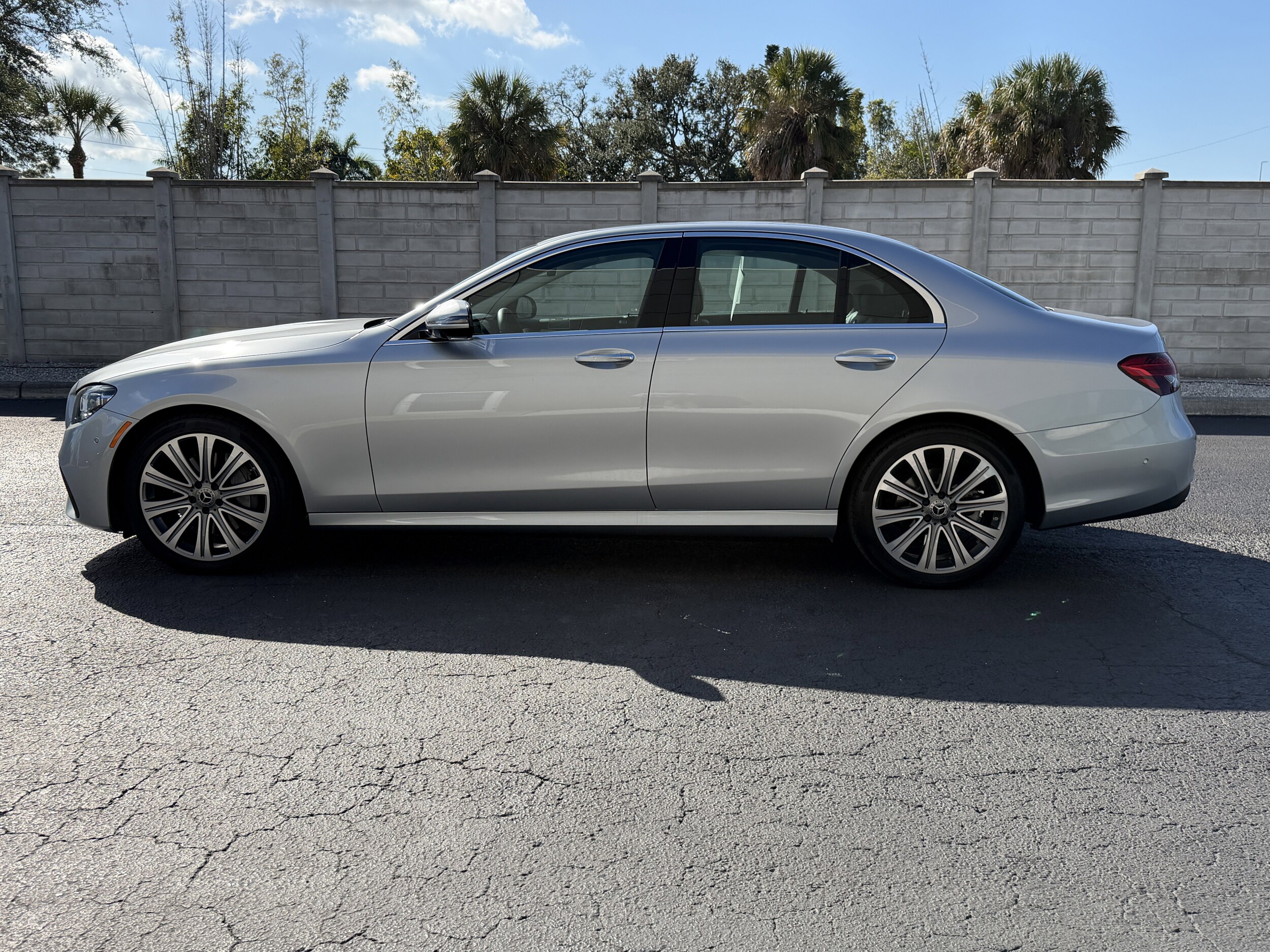 2023 Mercedes Benz E 350 photo 2