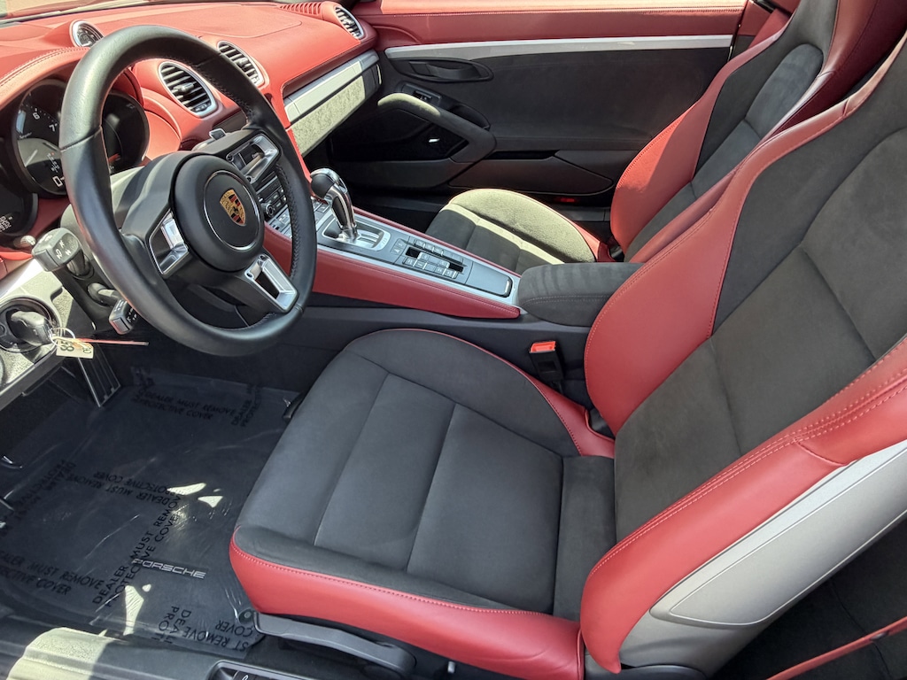 Certified 2022 Porsche 718 Spyder Cabriolet