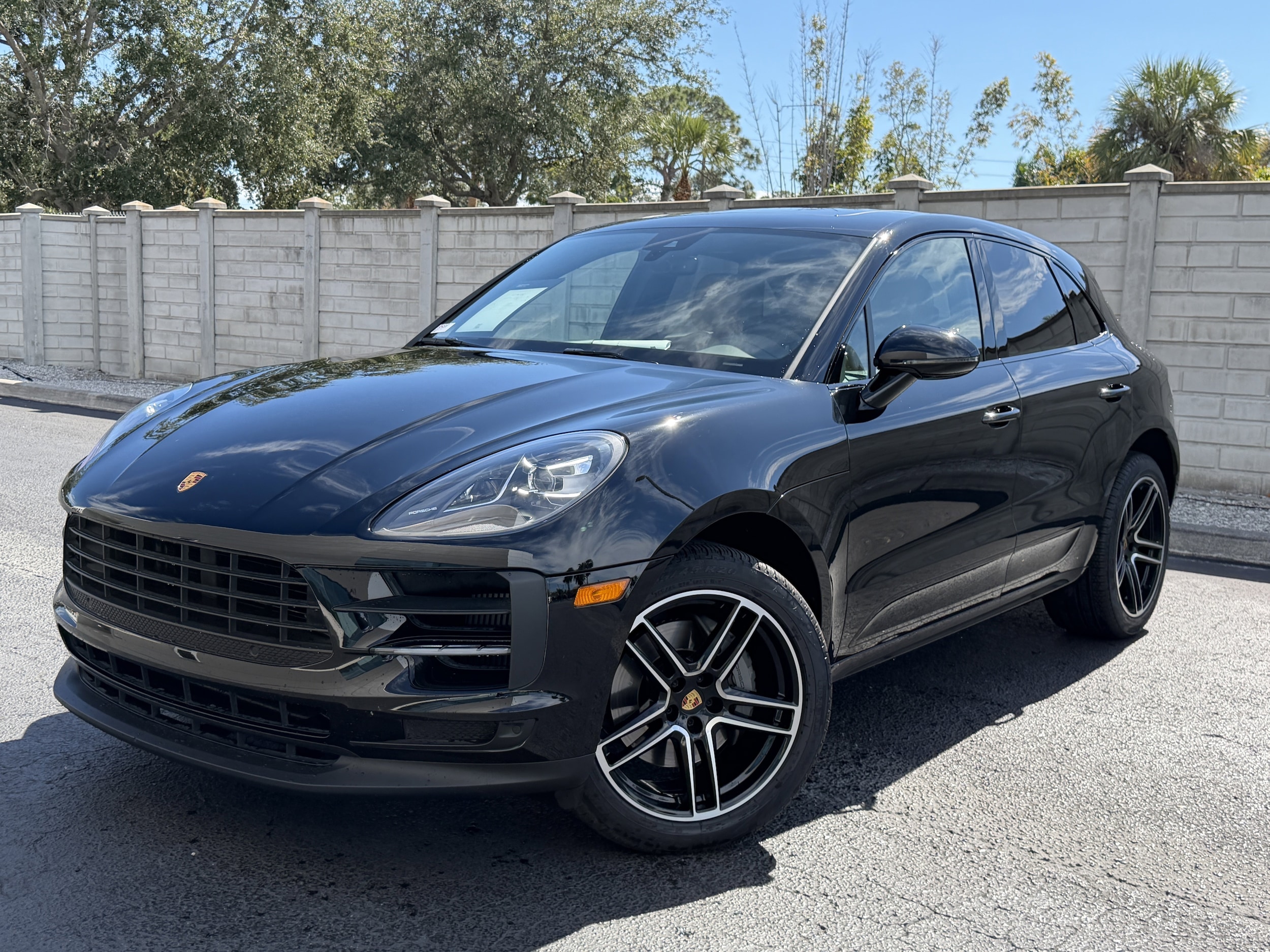 2021 Porsche Macan SUV 