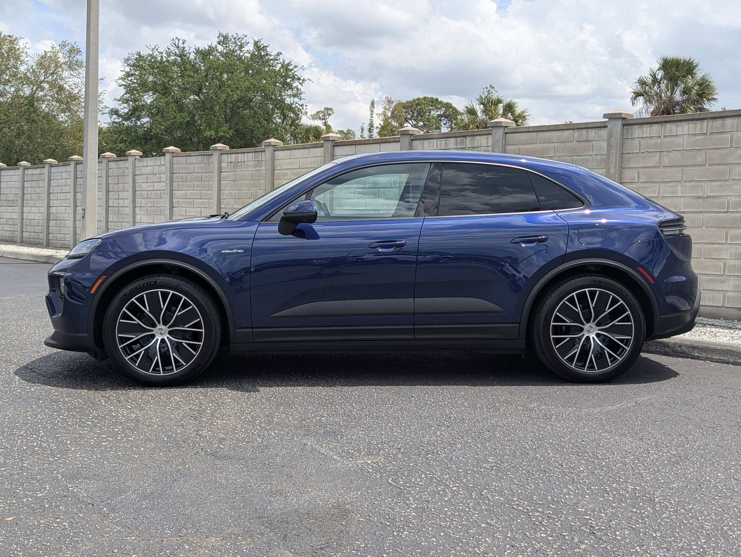 Certified 2025 Porsche Macan Base with VIN WP1AD2XA4SL075218 for sale in Sarasota, FL