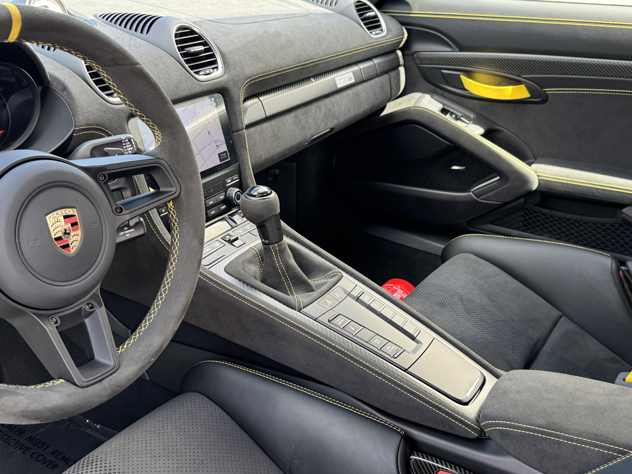 2025 Porsche Cayman GT4 RS photo 4