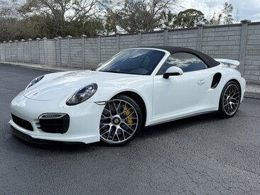 2015 Porsche 911 Turbo S Cabriolet