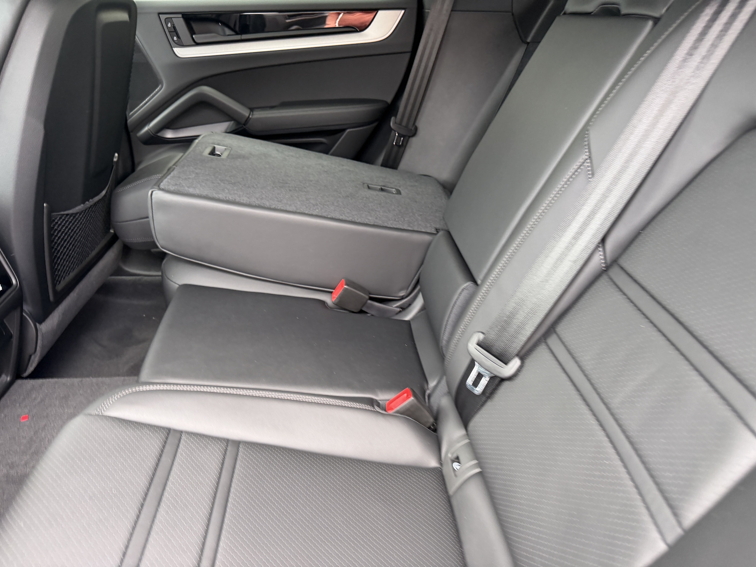 2026 Porsche Cayenne Coup Base - Photo 18
