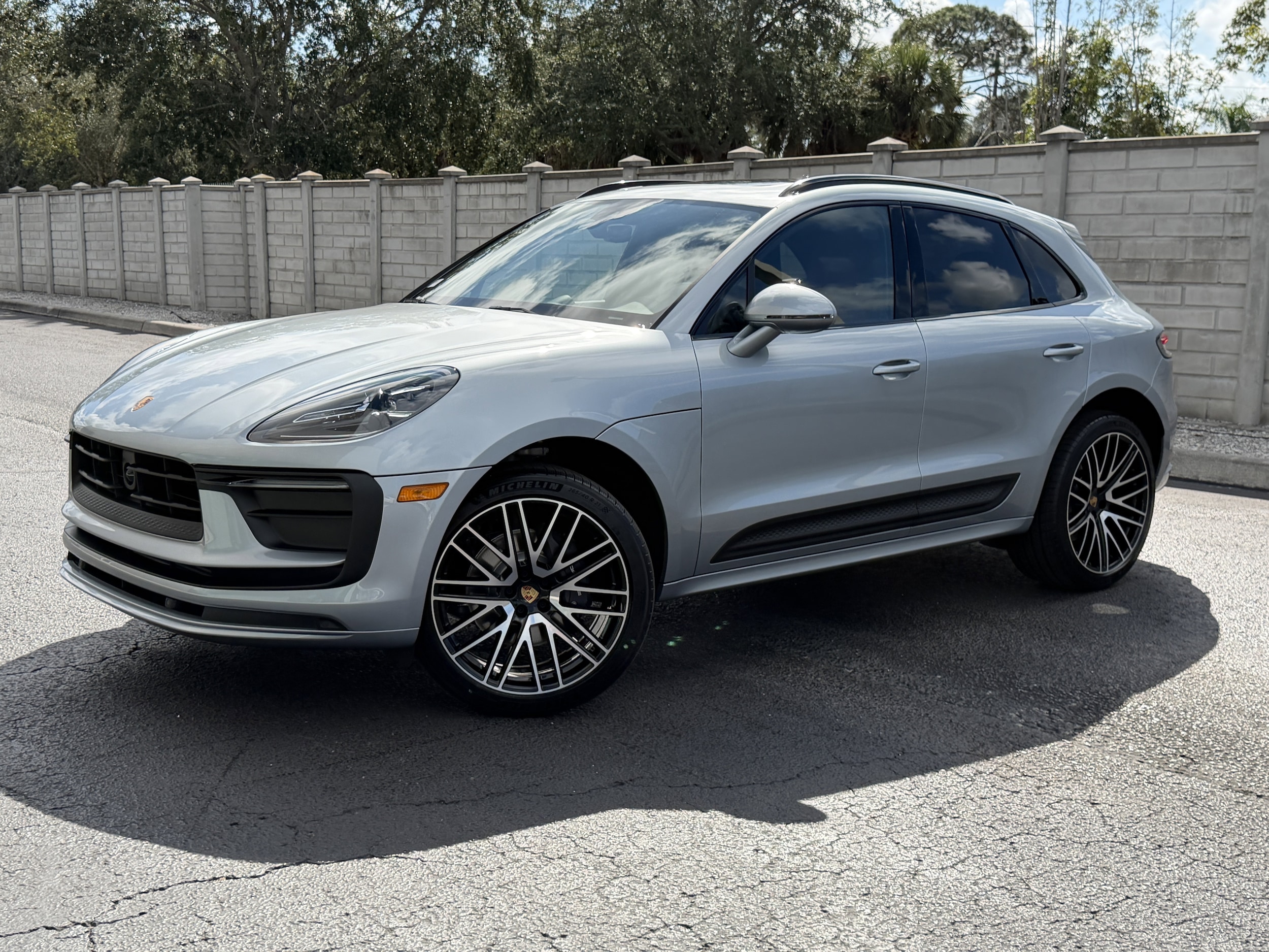 2026 Porsche Macan SUV 