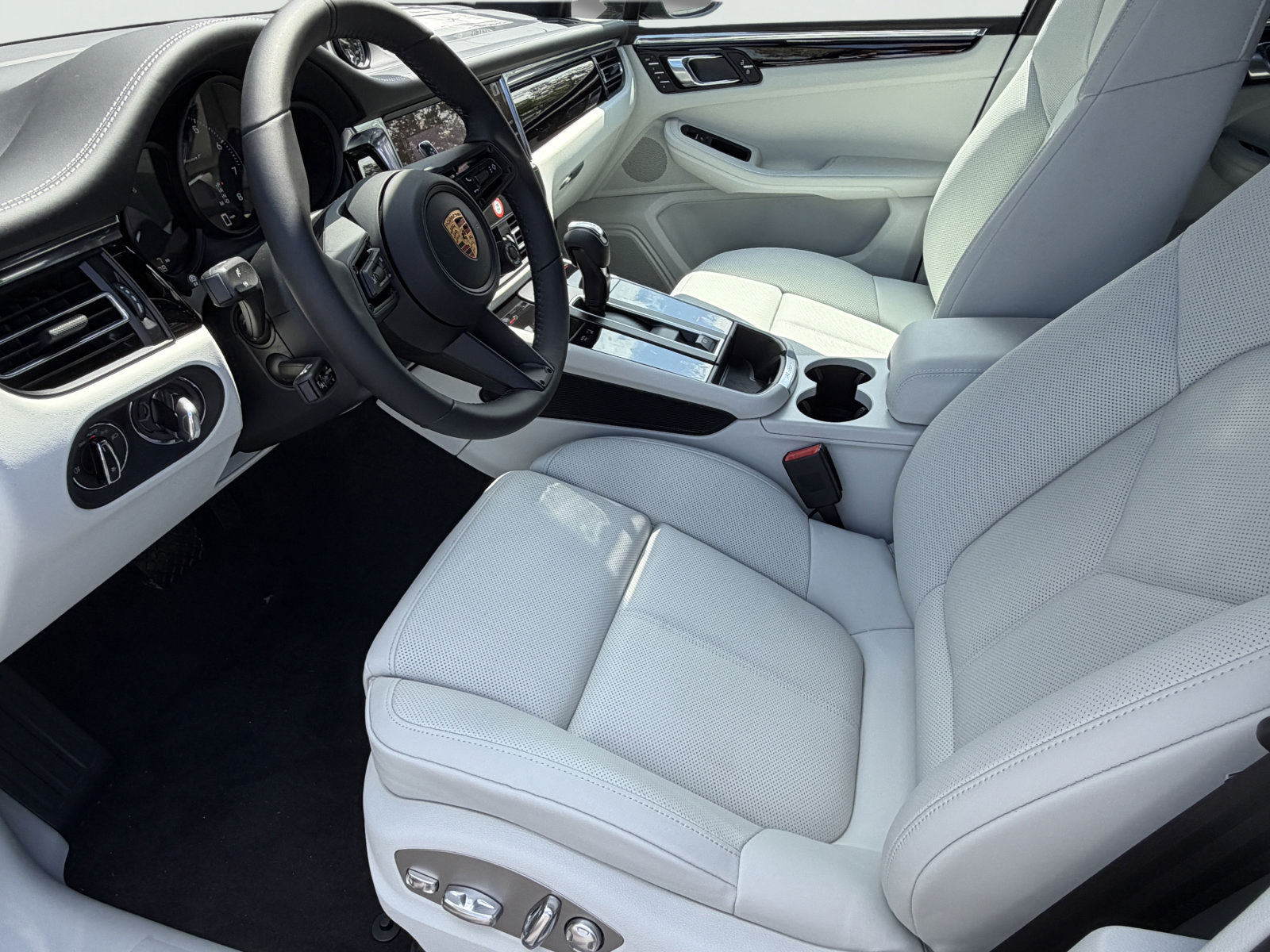 New 2026 Porsche Macan T SUV