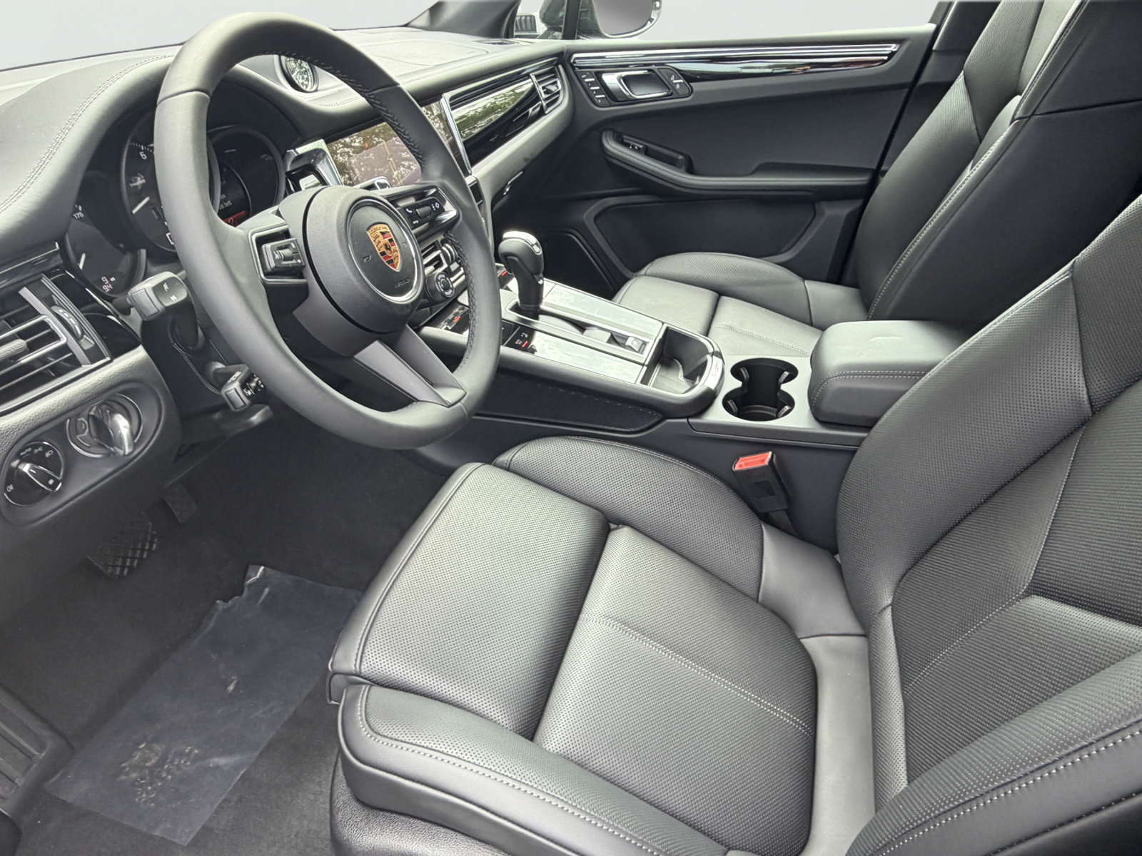 New 2026 Porsche Macan SUV