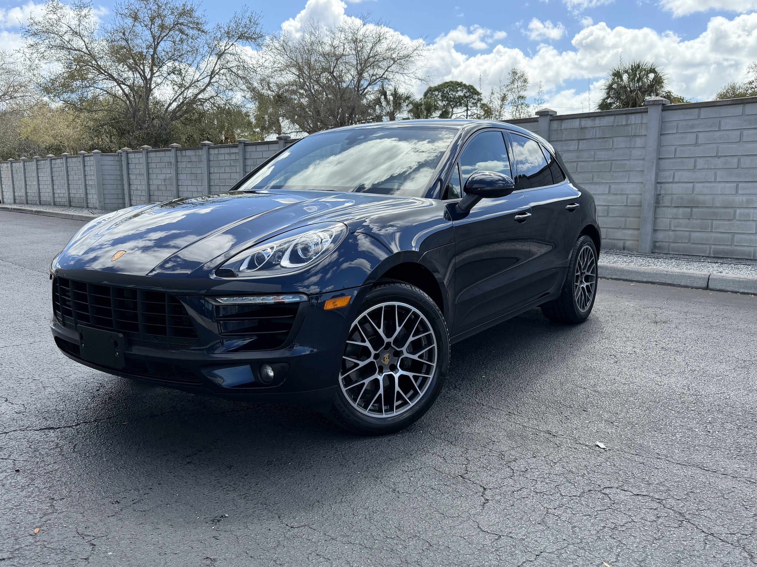 2018 Porsche Macan Base