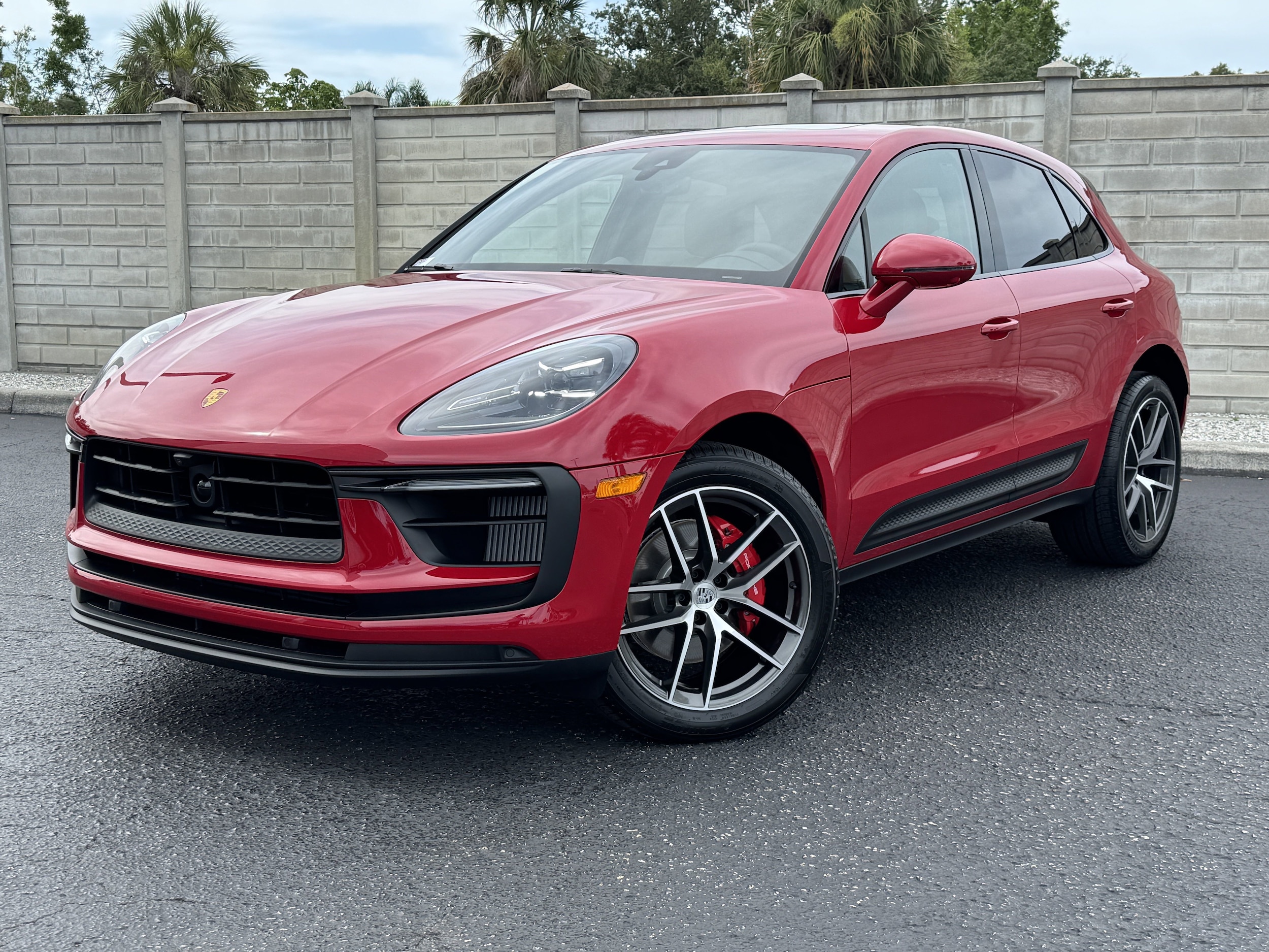 2025 Porsche Macan SUV 