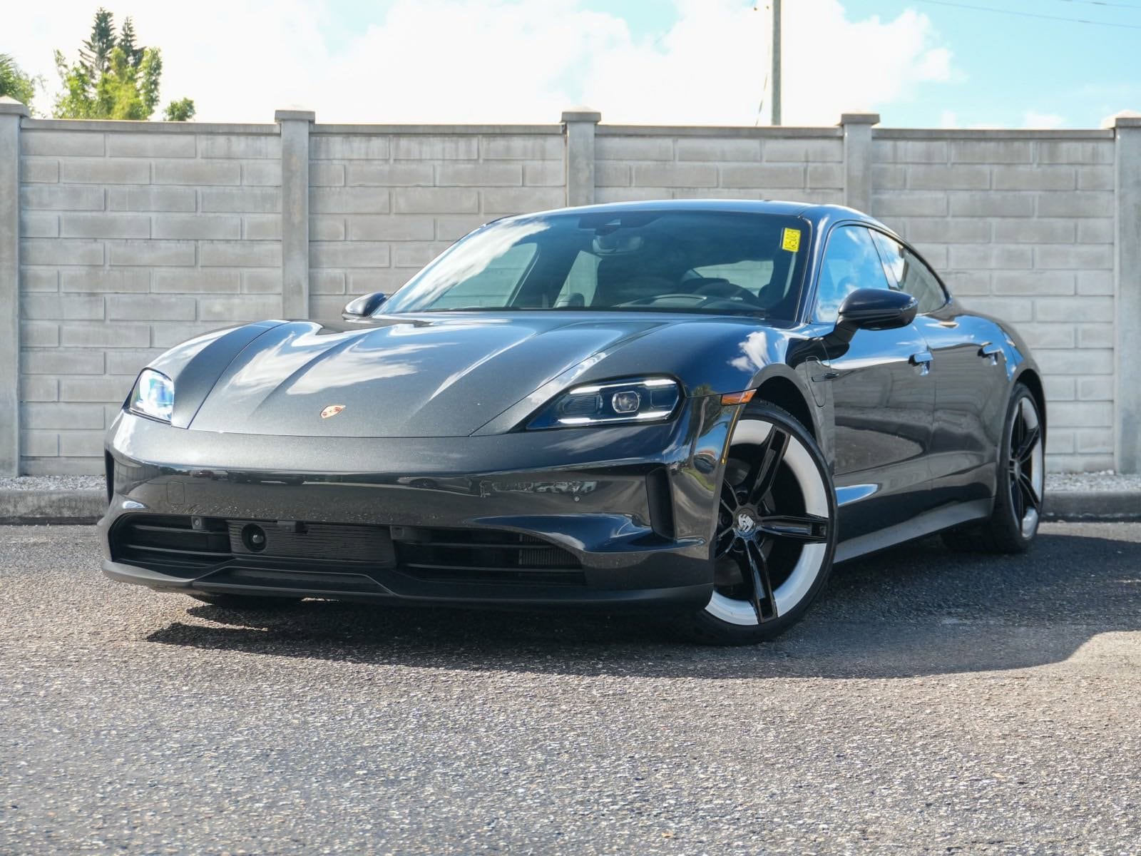 2025 Porsche Taycan Sedan 