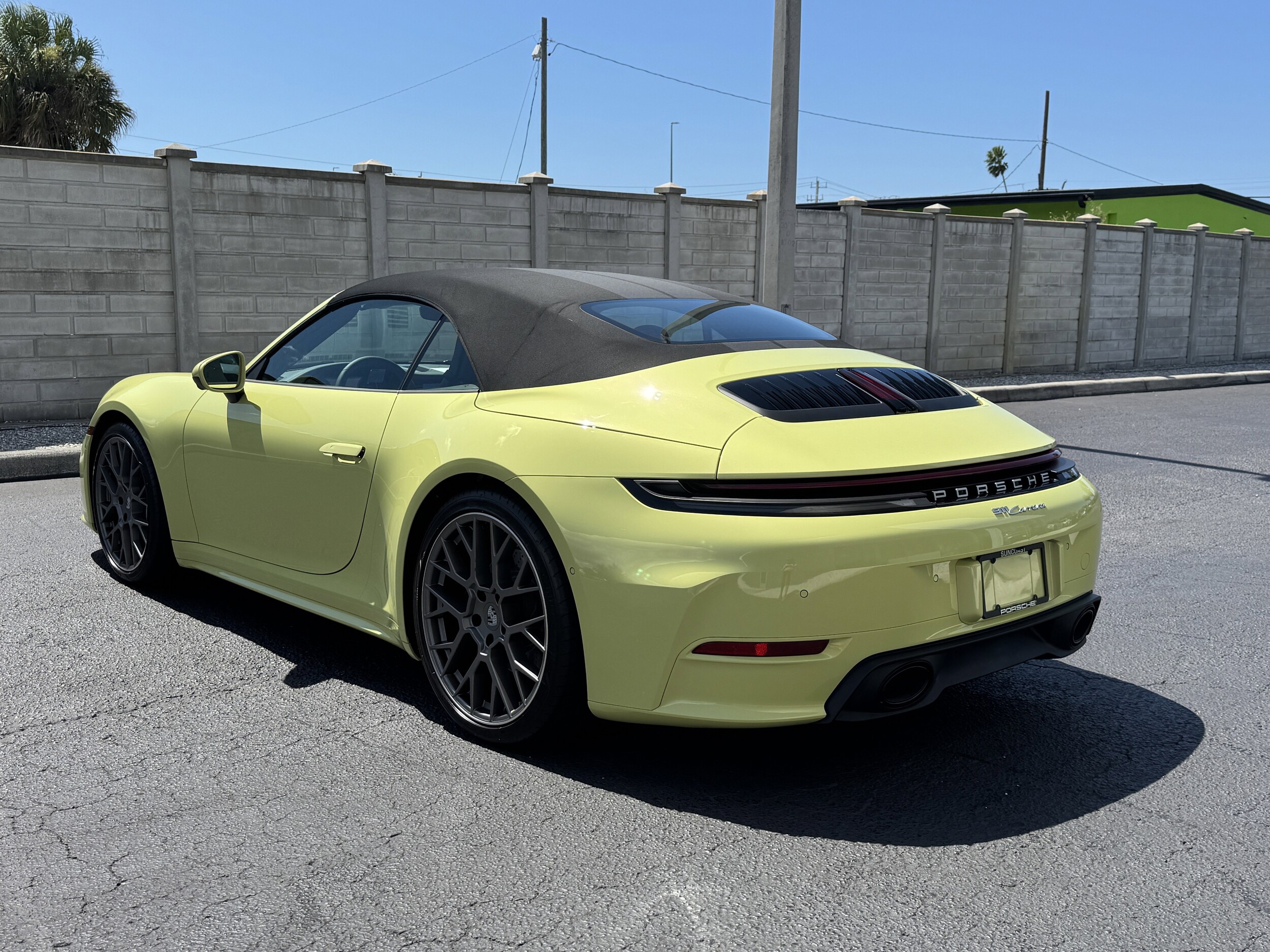 2025 Porsche 911 photo 3
