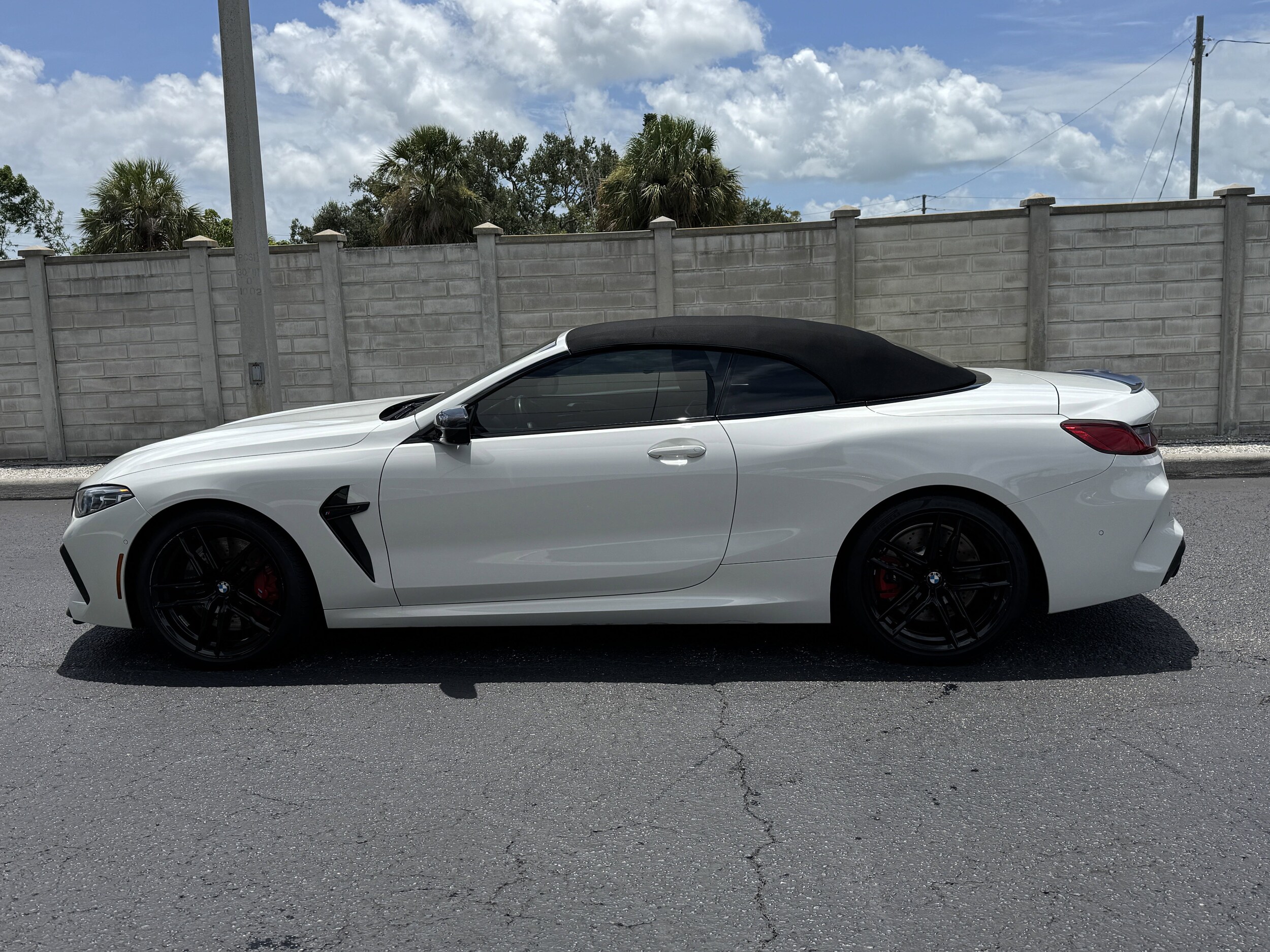 2022 Bmw M8 Competition Convertible photo 2