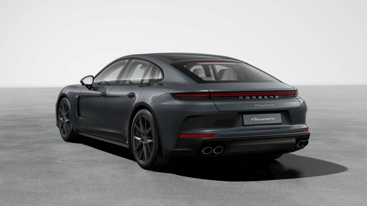 2026 Porsche Panamera 4 photo 3