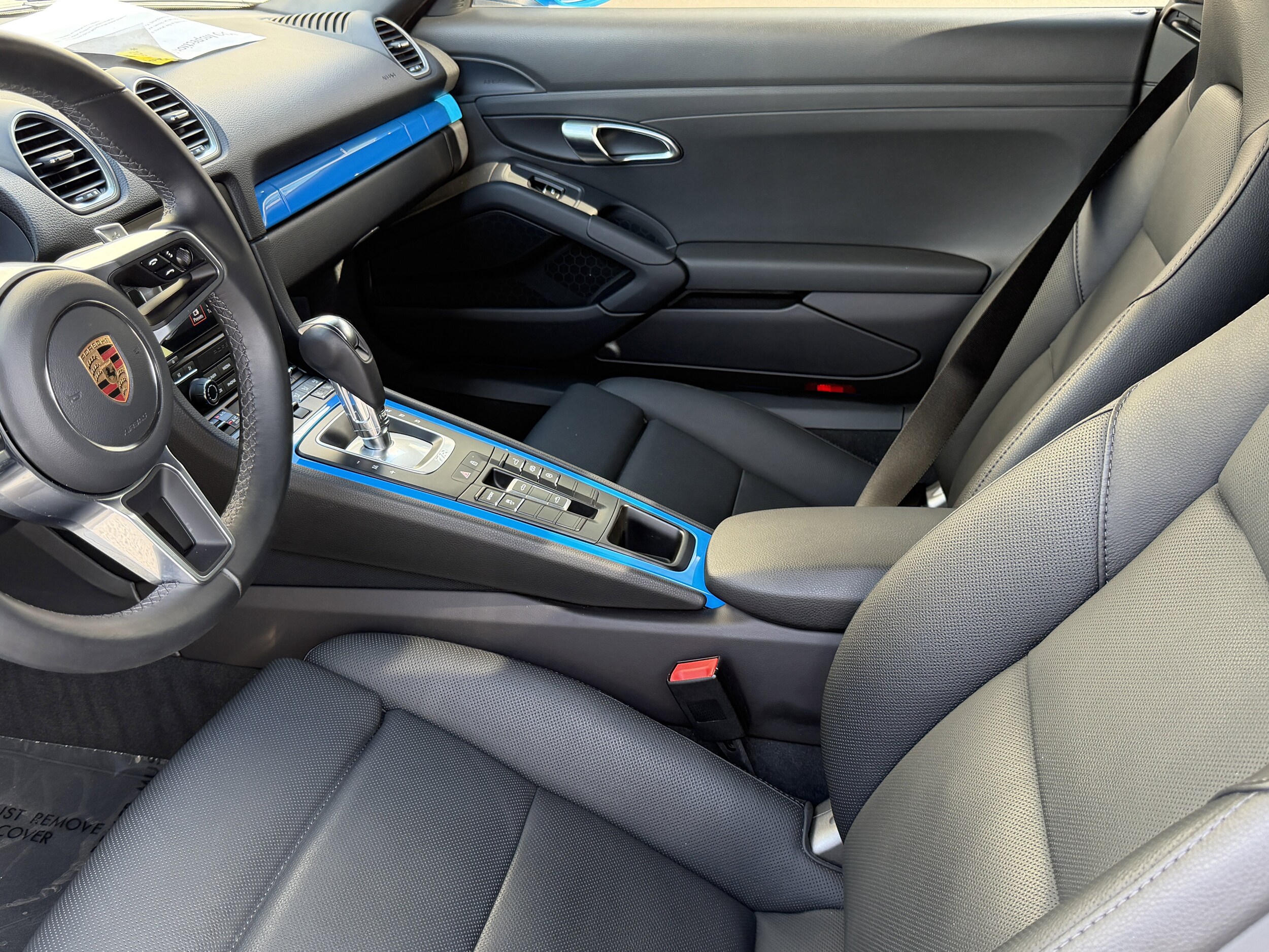 2024 Porsche Boxster photo 4