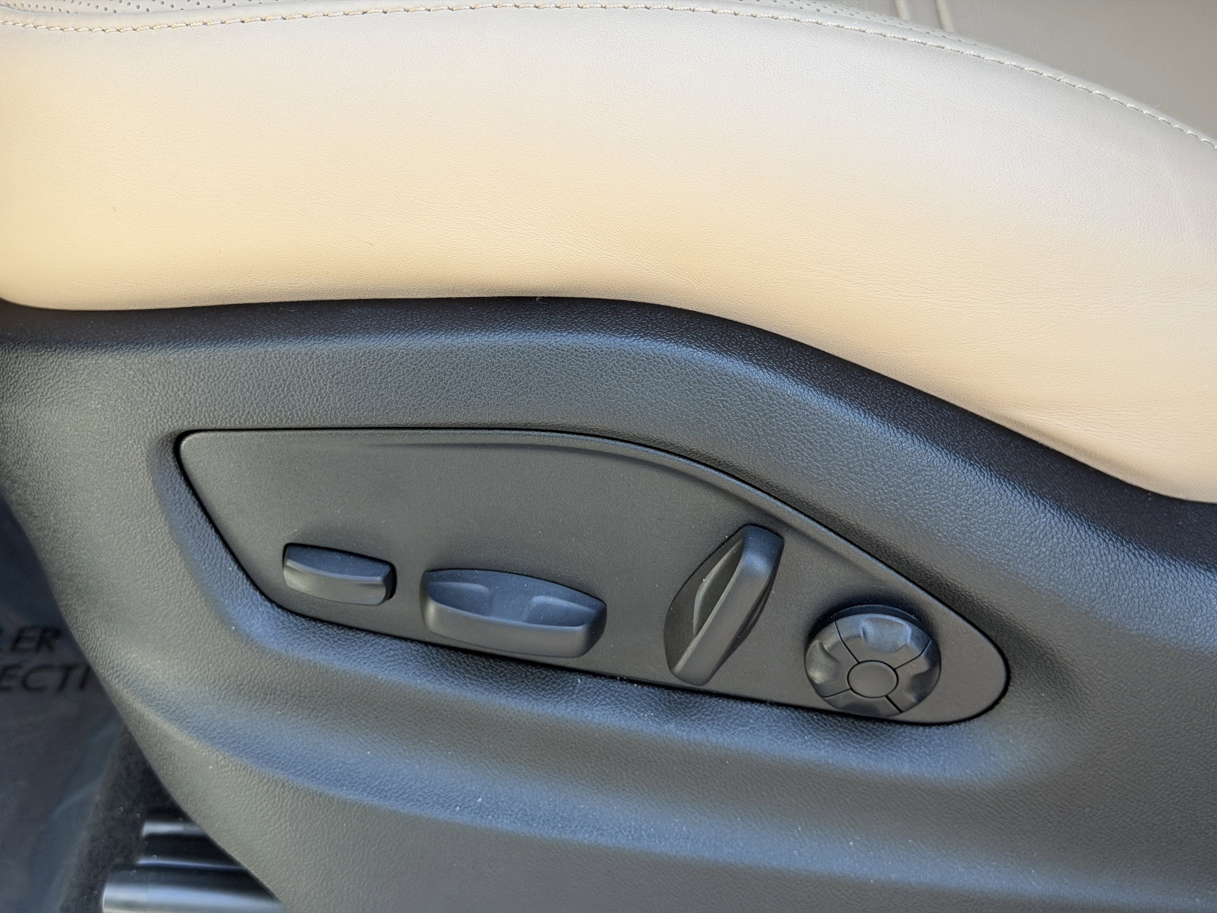 2026 Porsche Cayenne Coup Base - Photo 25