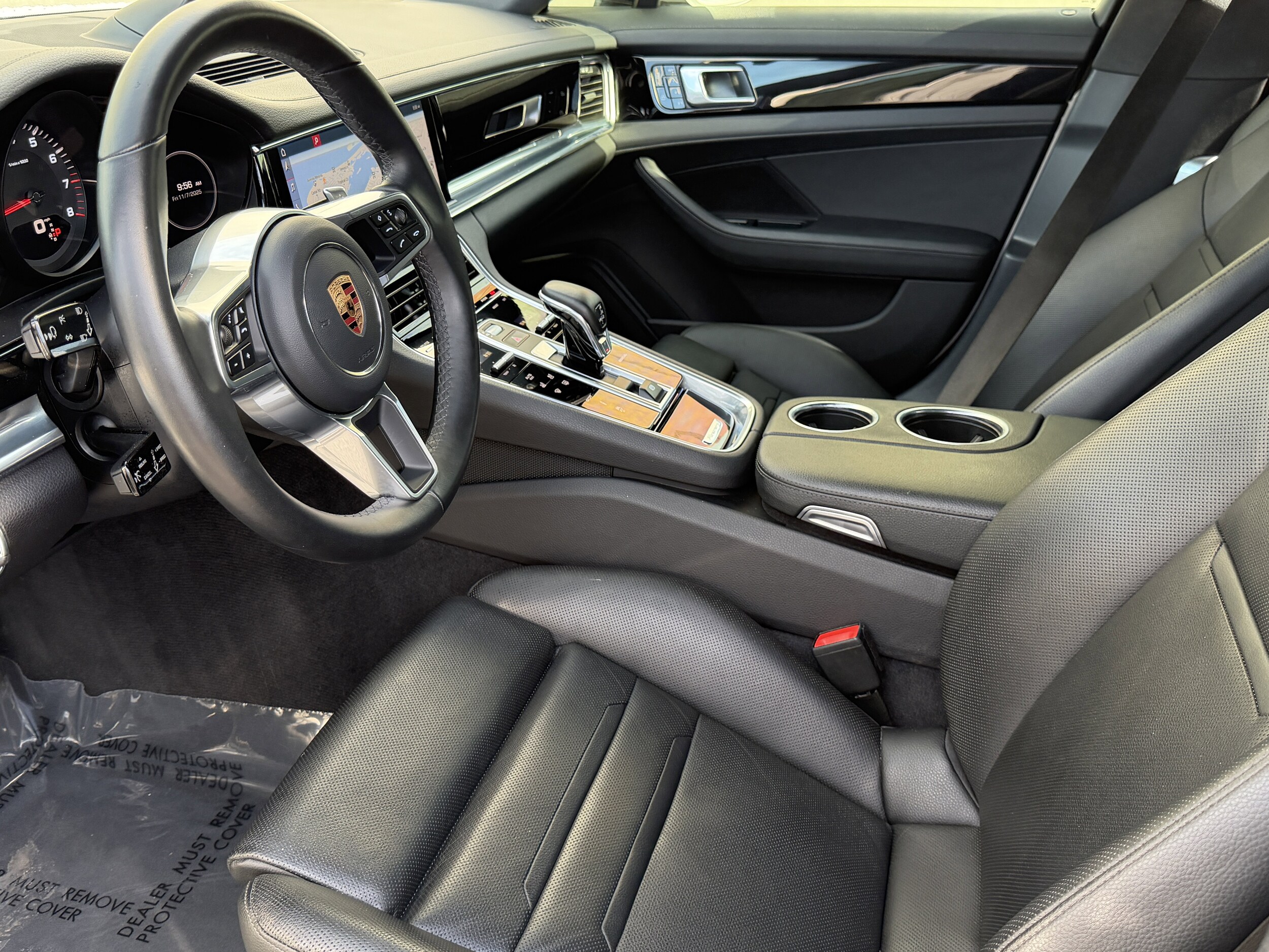 2020 Porsche Panamera 4 photo 4
