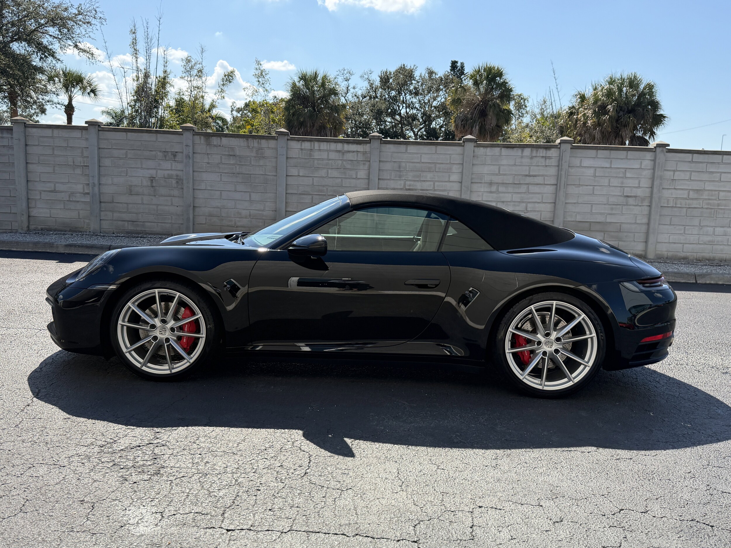 2020 Porsche 911 S Cabriolet photo 2