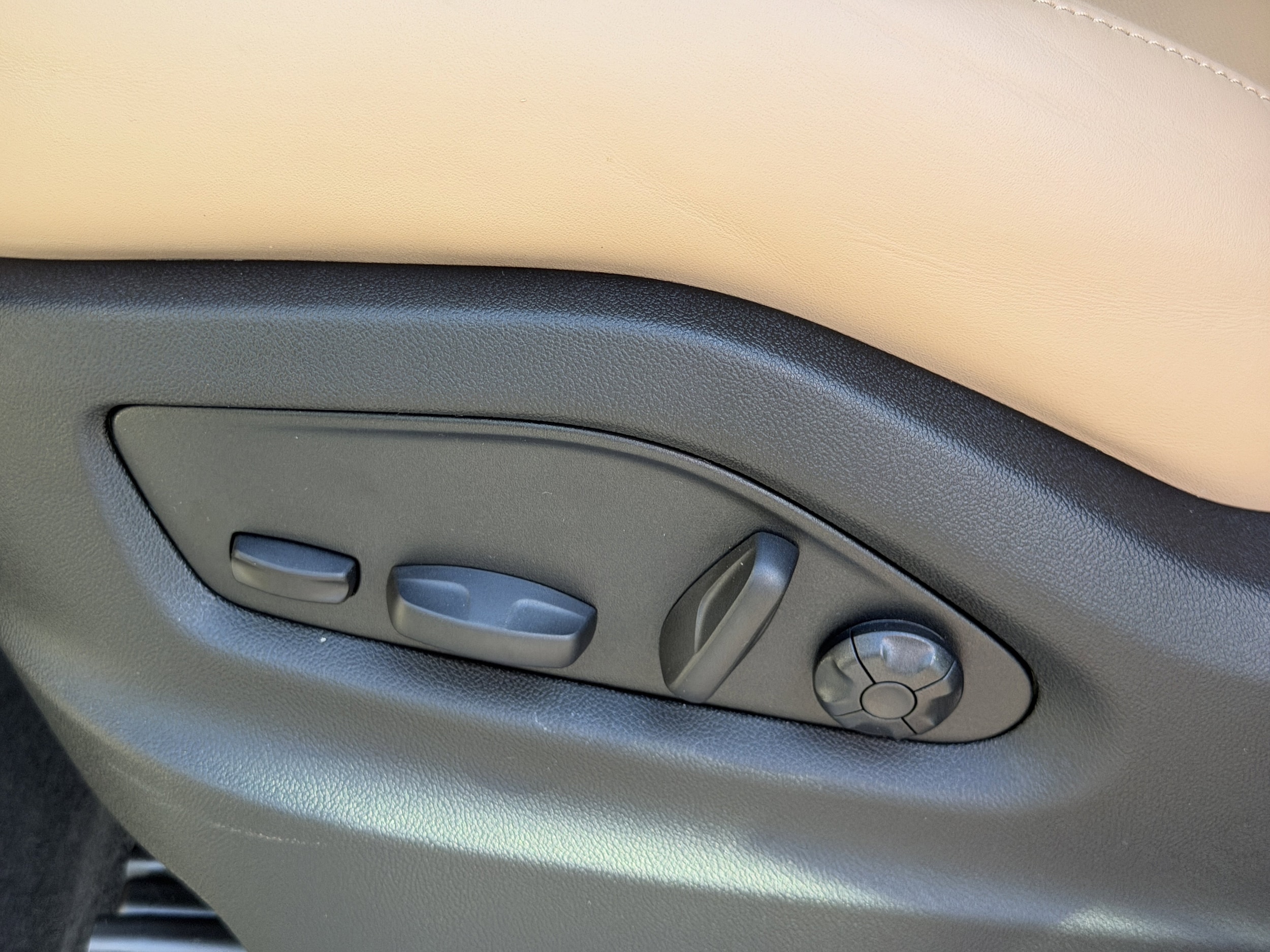 2026 Porsche Cayenne Coup Base - Photo 25